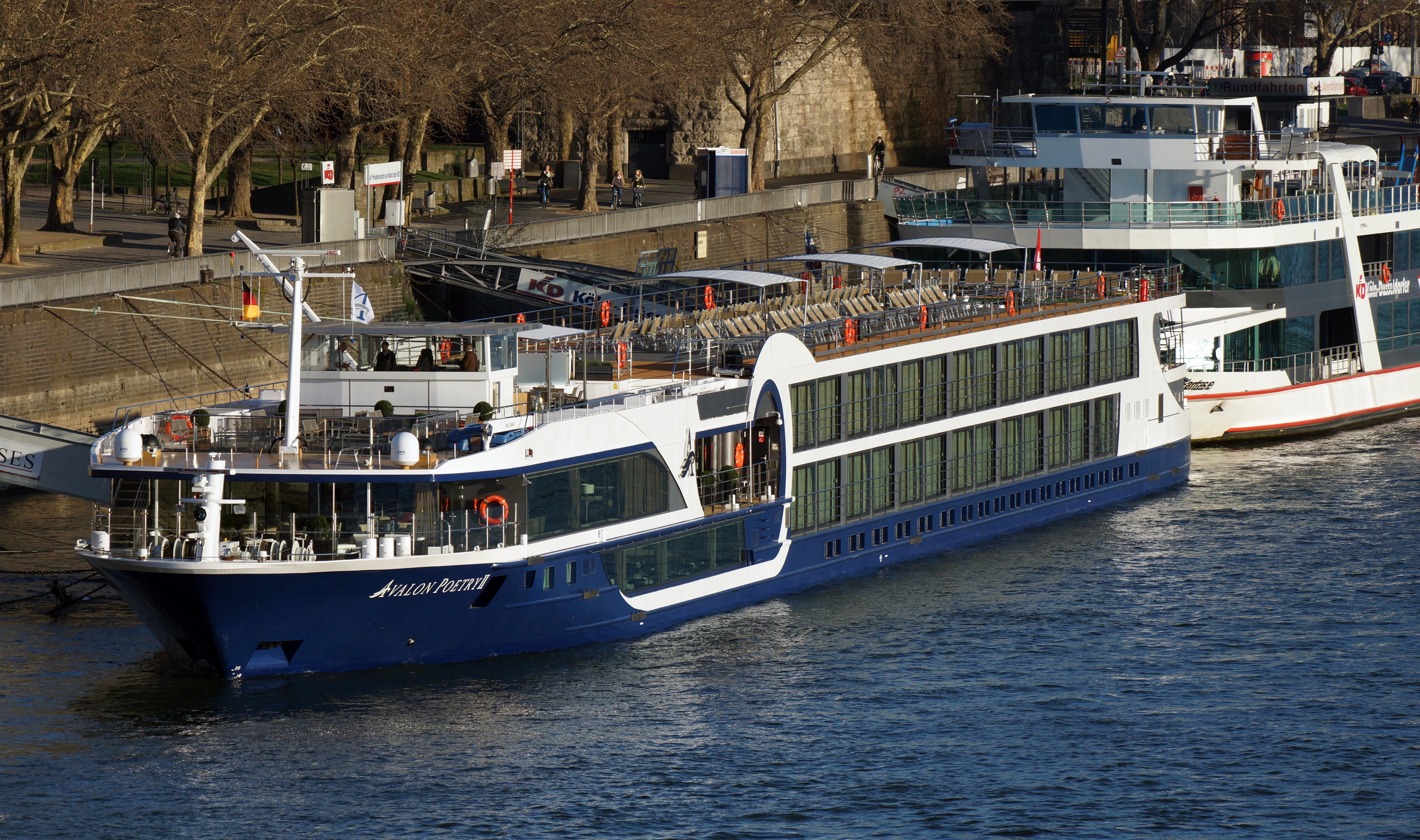 Avalon Poetry II (ship, 2014) 011