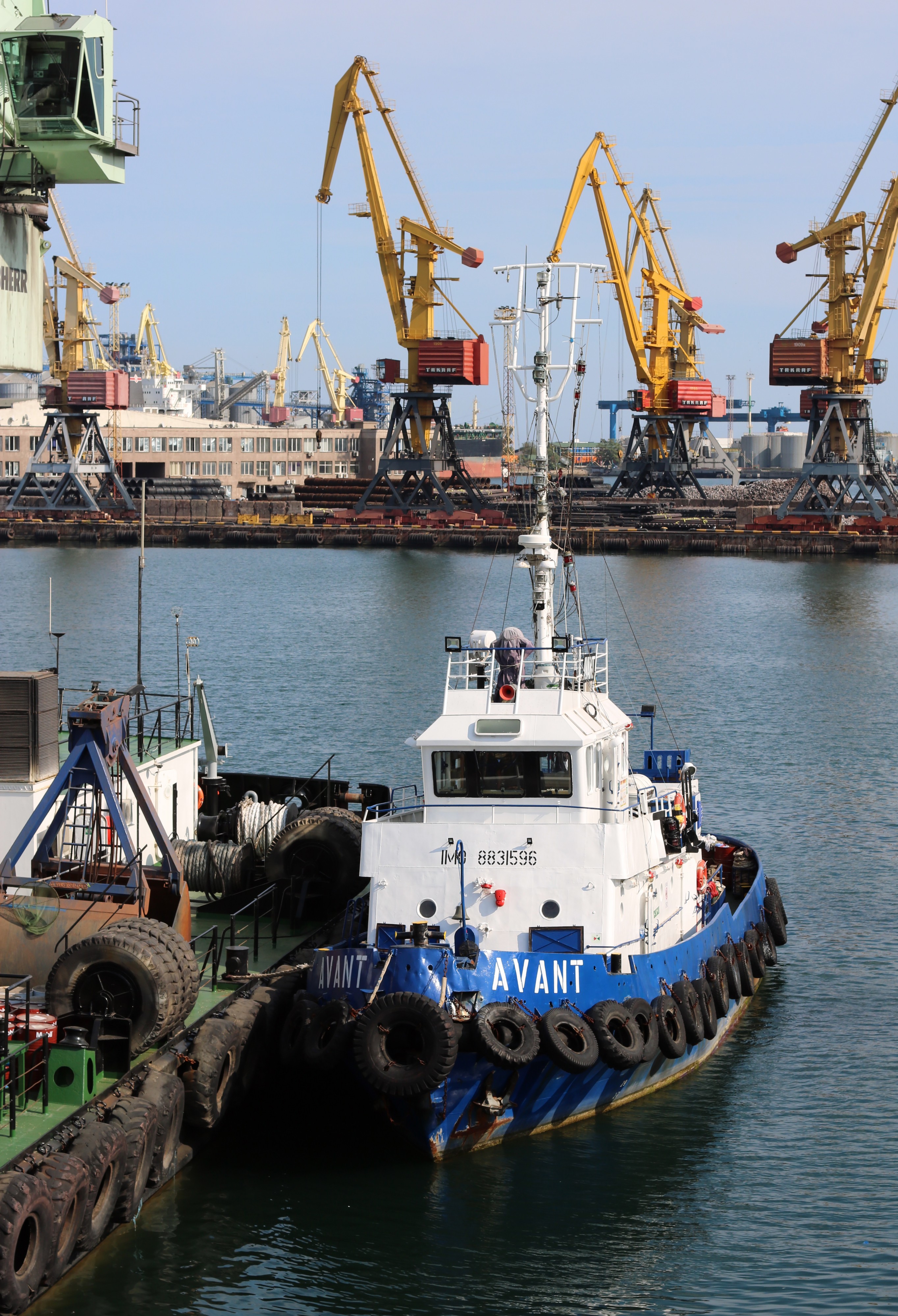 Avant tugboat 2017 G1