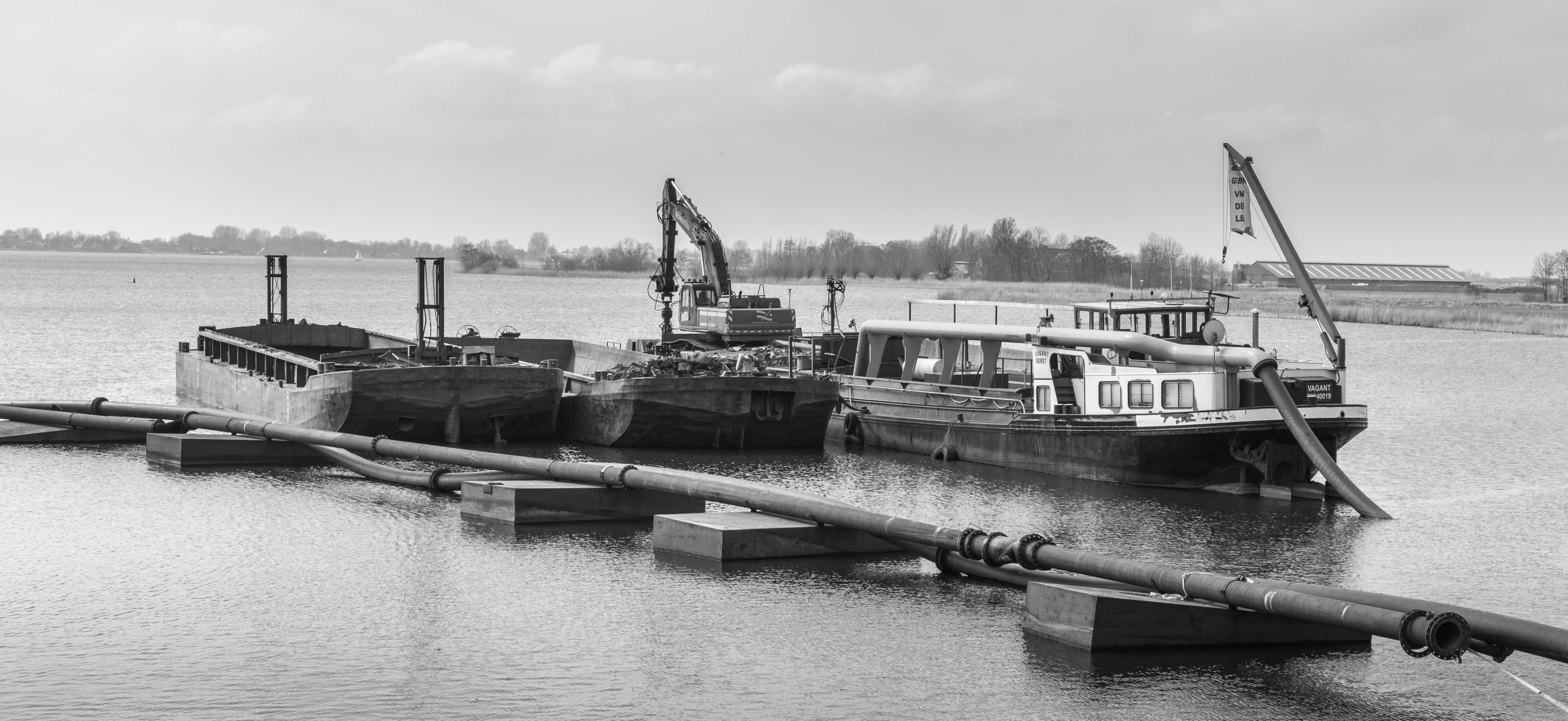 Baggerwerkzaamheden op de Langwarder Wielen (03-30-2018) 24