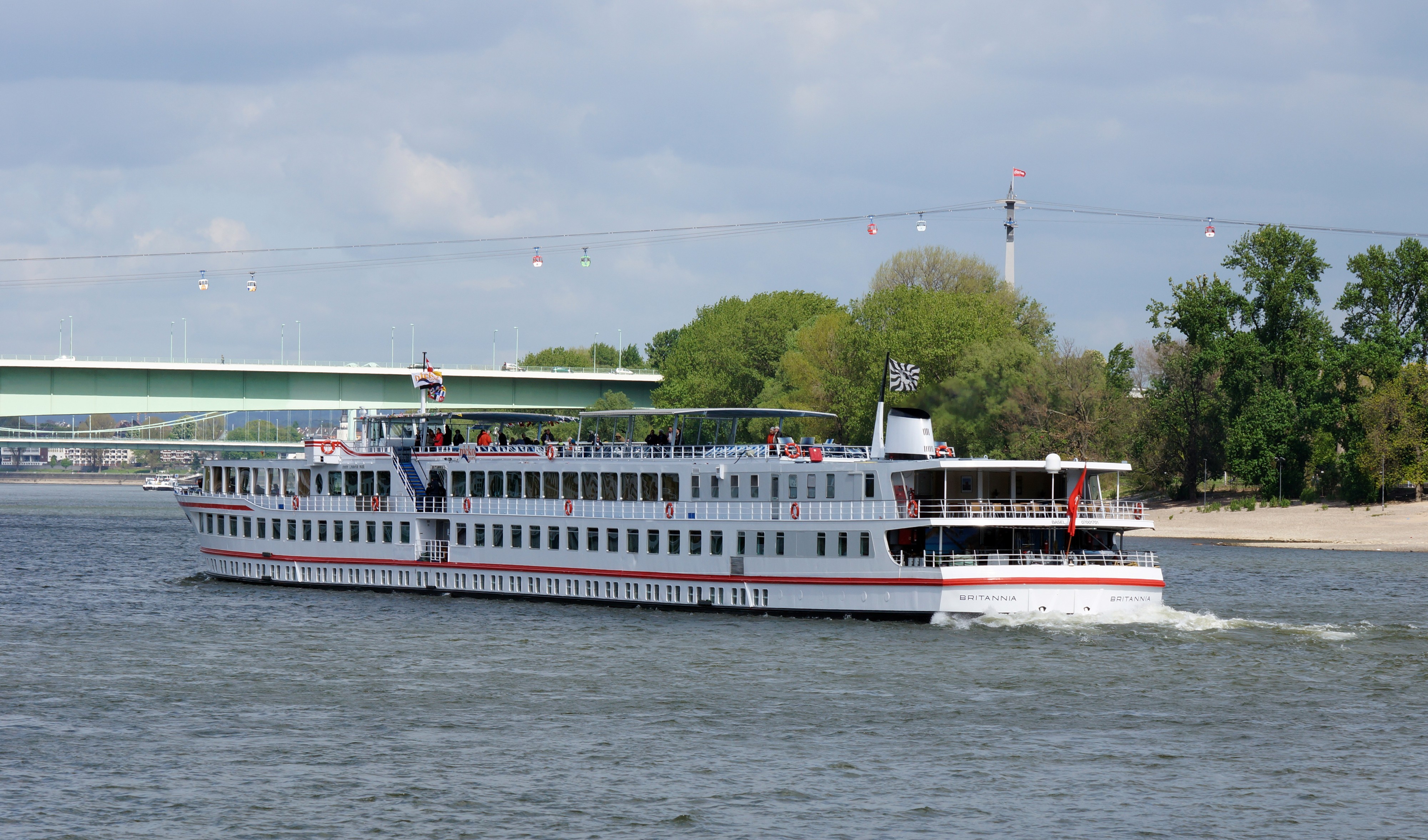 Britannia (ship, 1969) 030