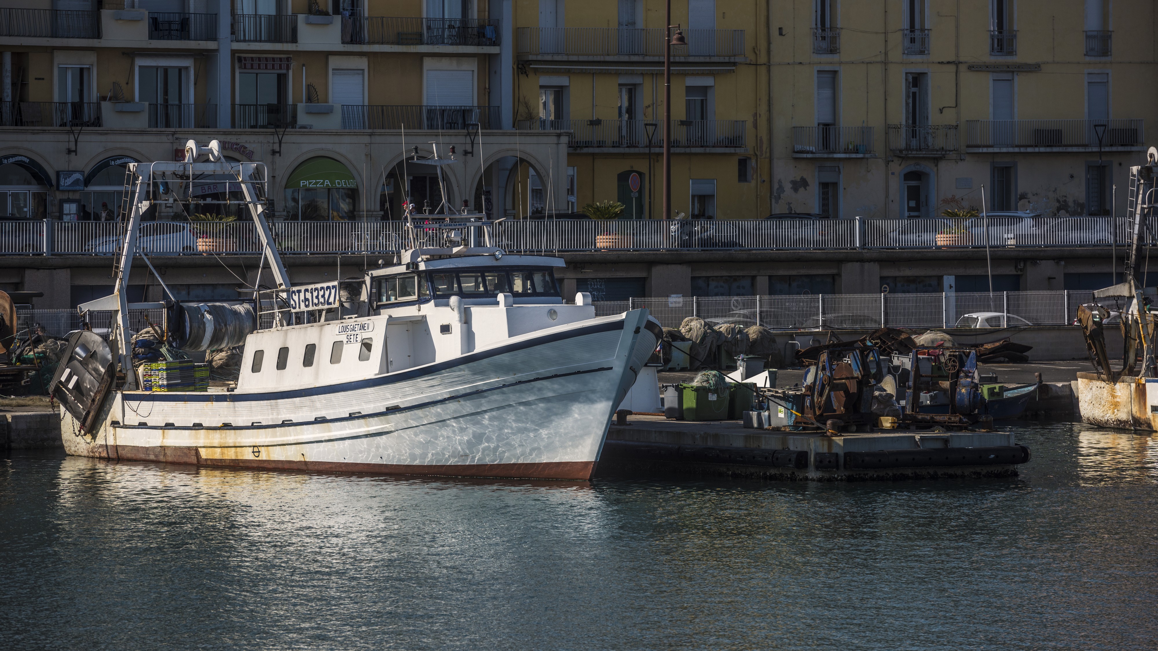Chalutier au Quai de la Consigne, Sète cf01