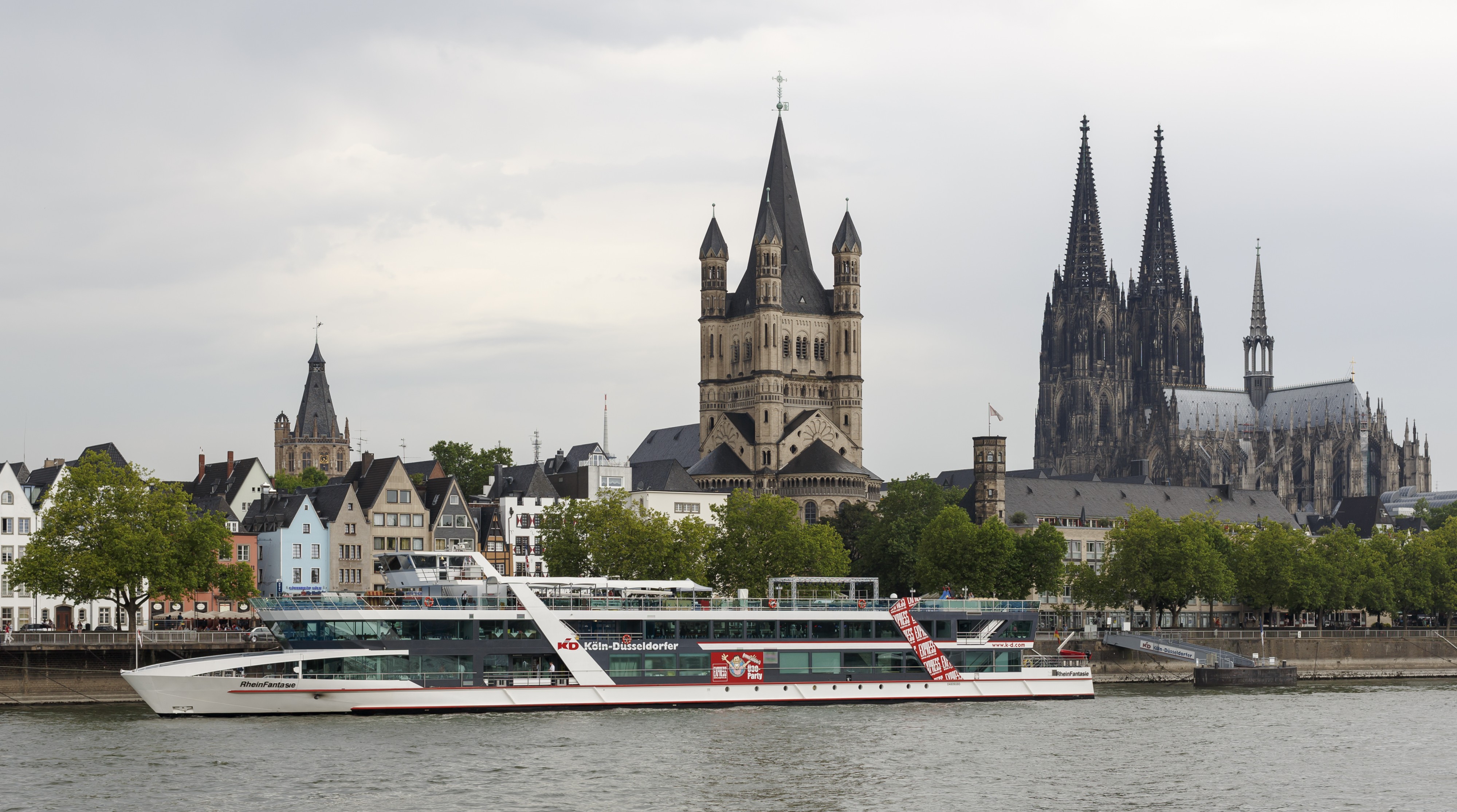 Cologne Germany Ship-RheinFantasie-01