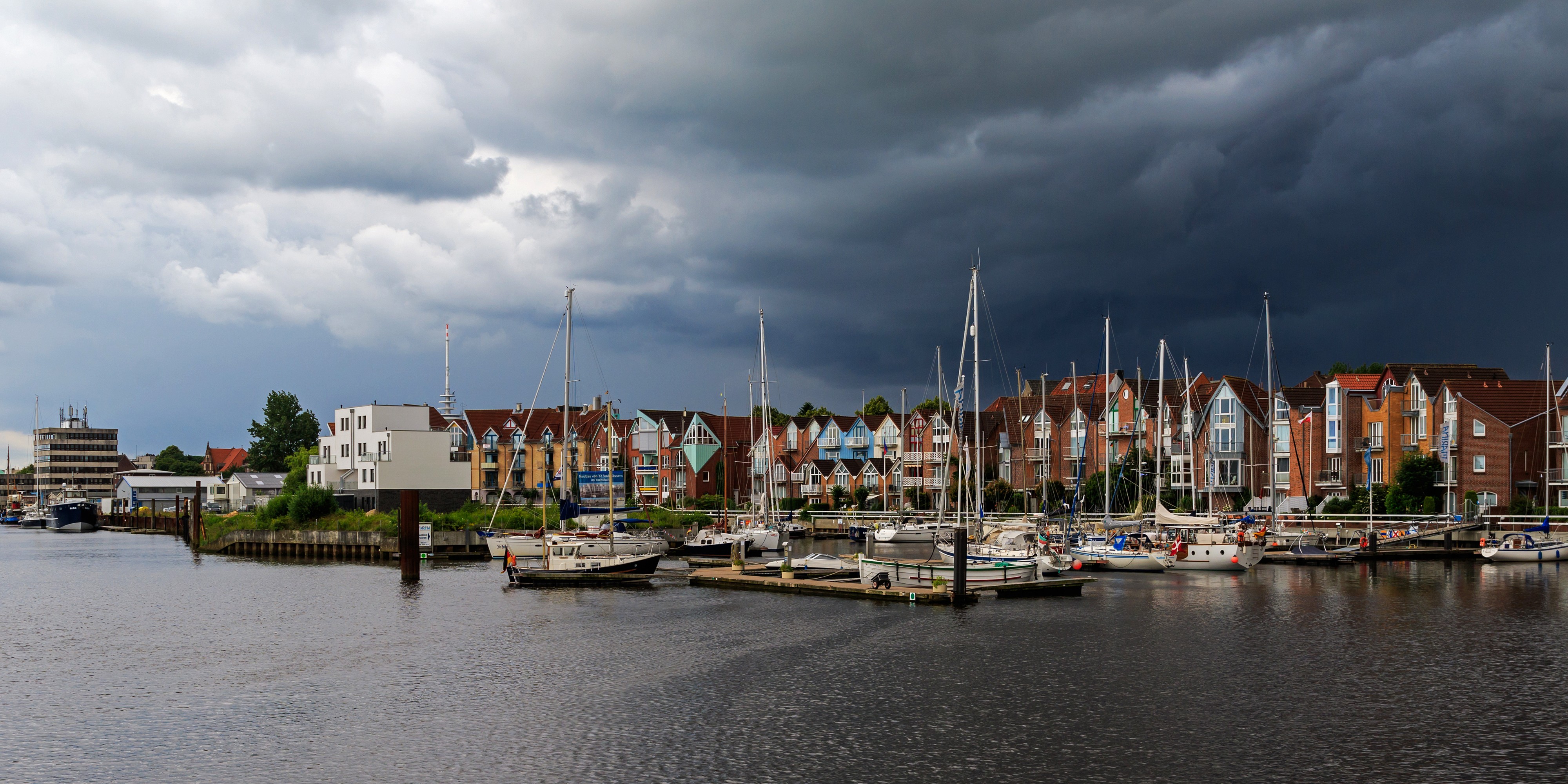 Cuxhaven 07-2016 photo07 port area