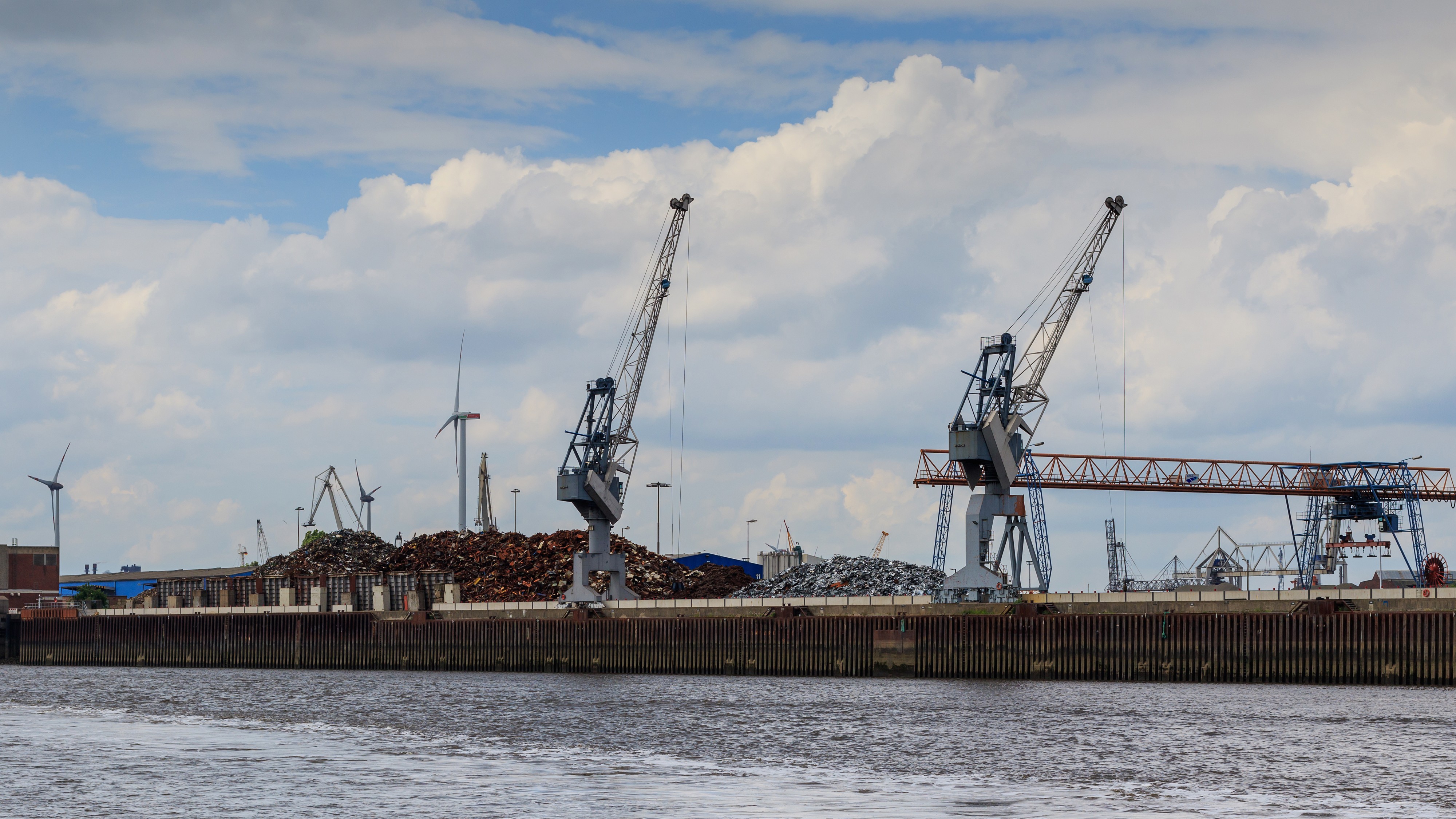 HB 2016-0607 photo12 Ueberseestadt und Hafen