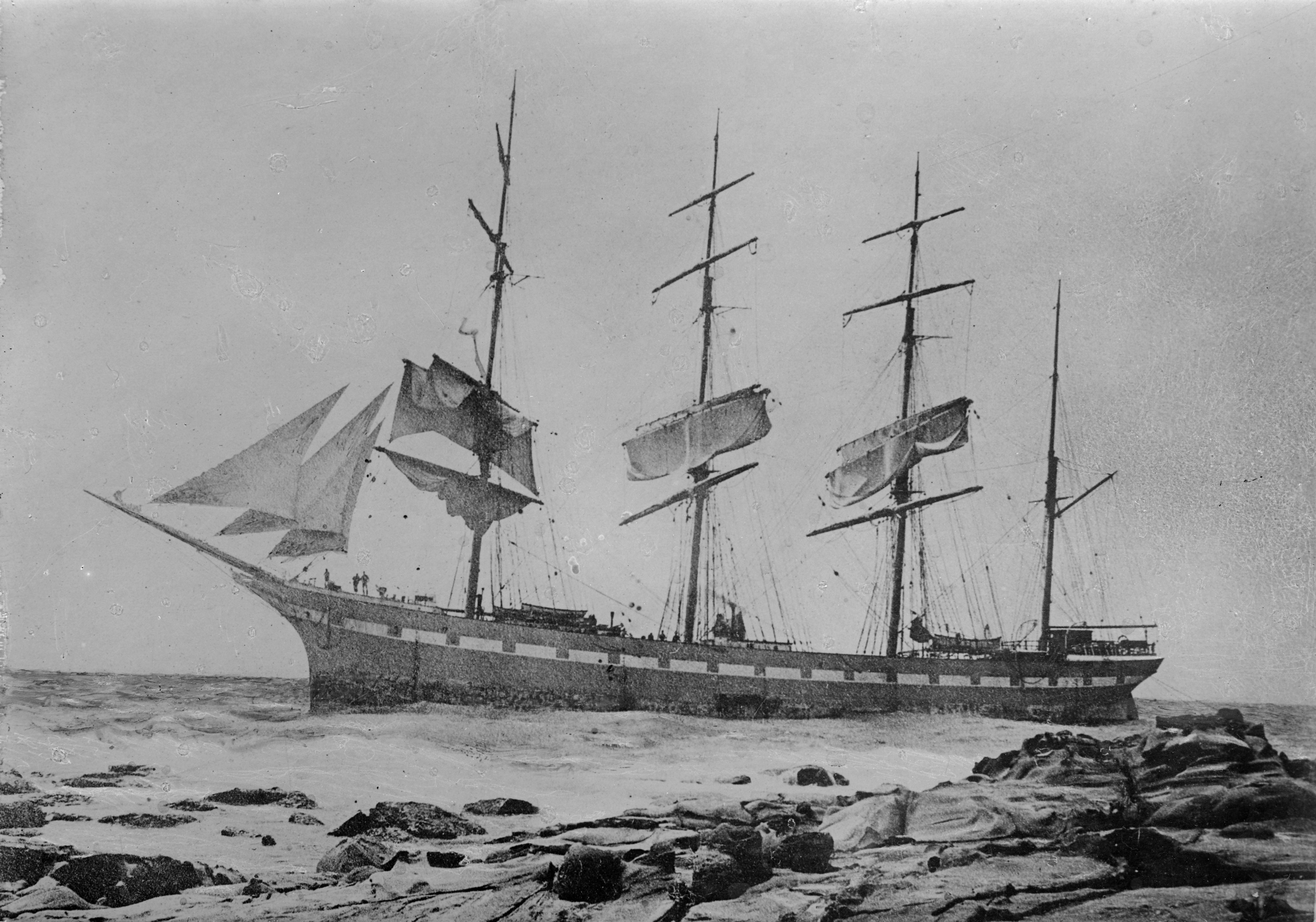 Hinemoa (ship, 1890) - SLV H91.250-1087