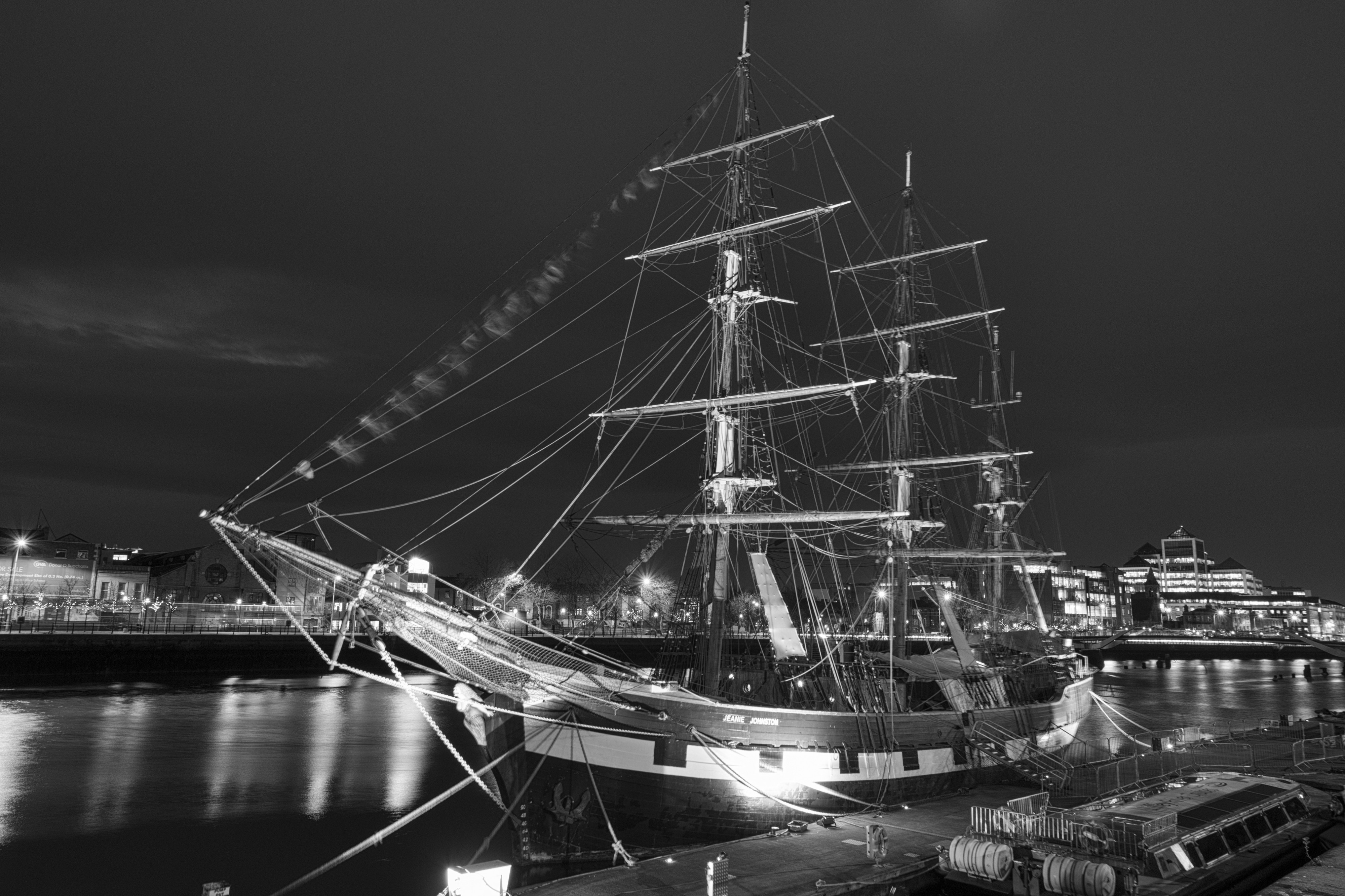 Jeanie Johnston Tall Ship (11425759913)
