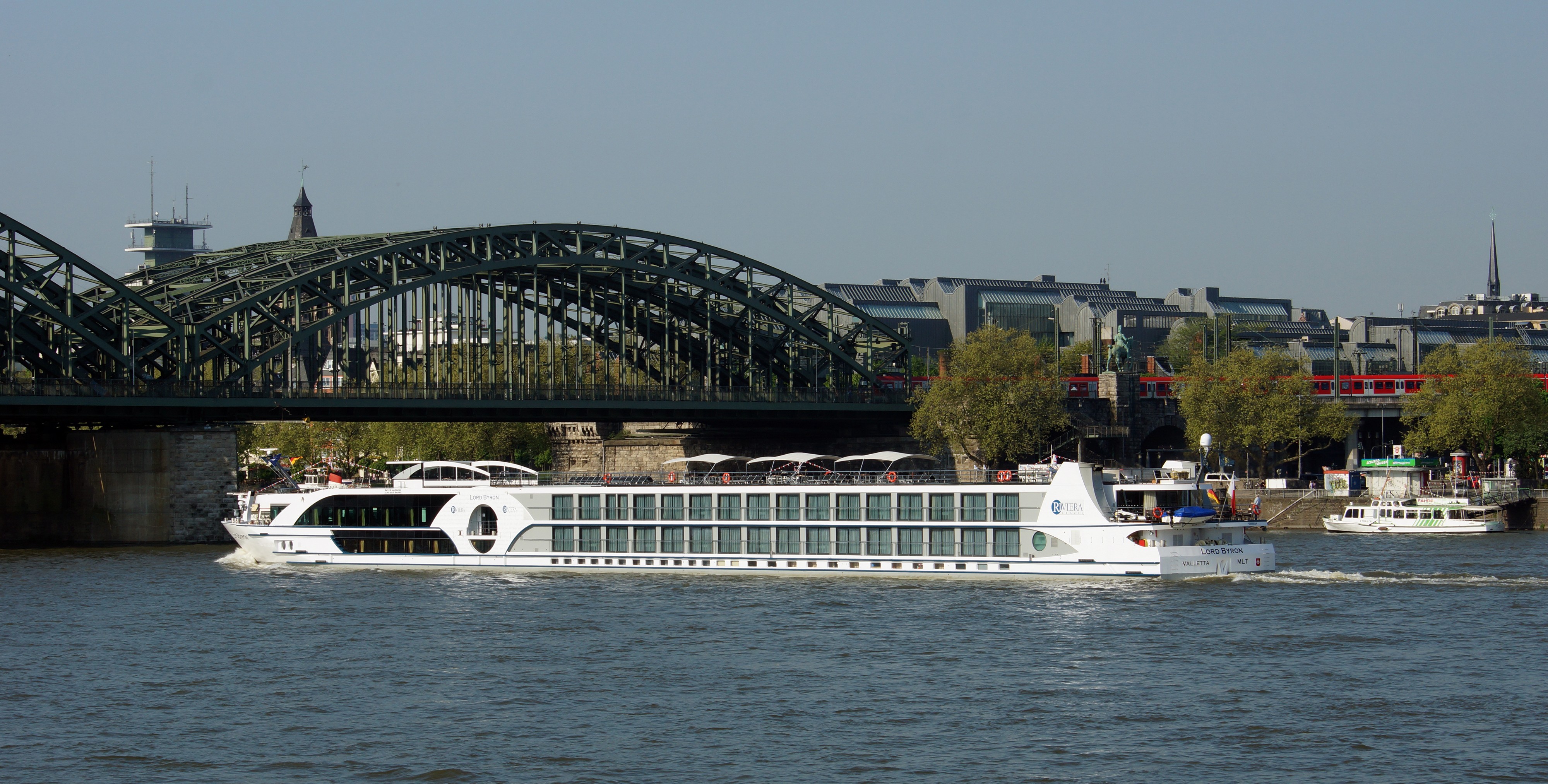 Lord Byron (ship, 2012) 017