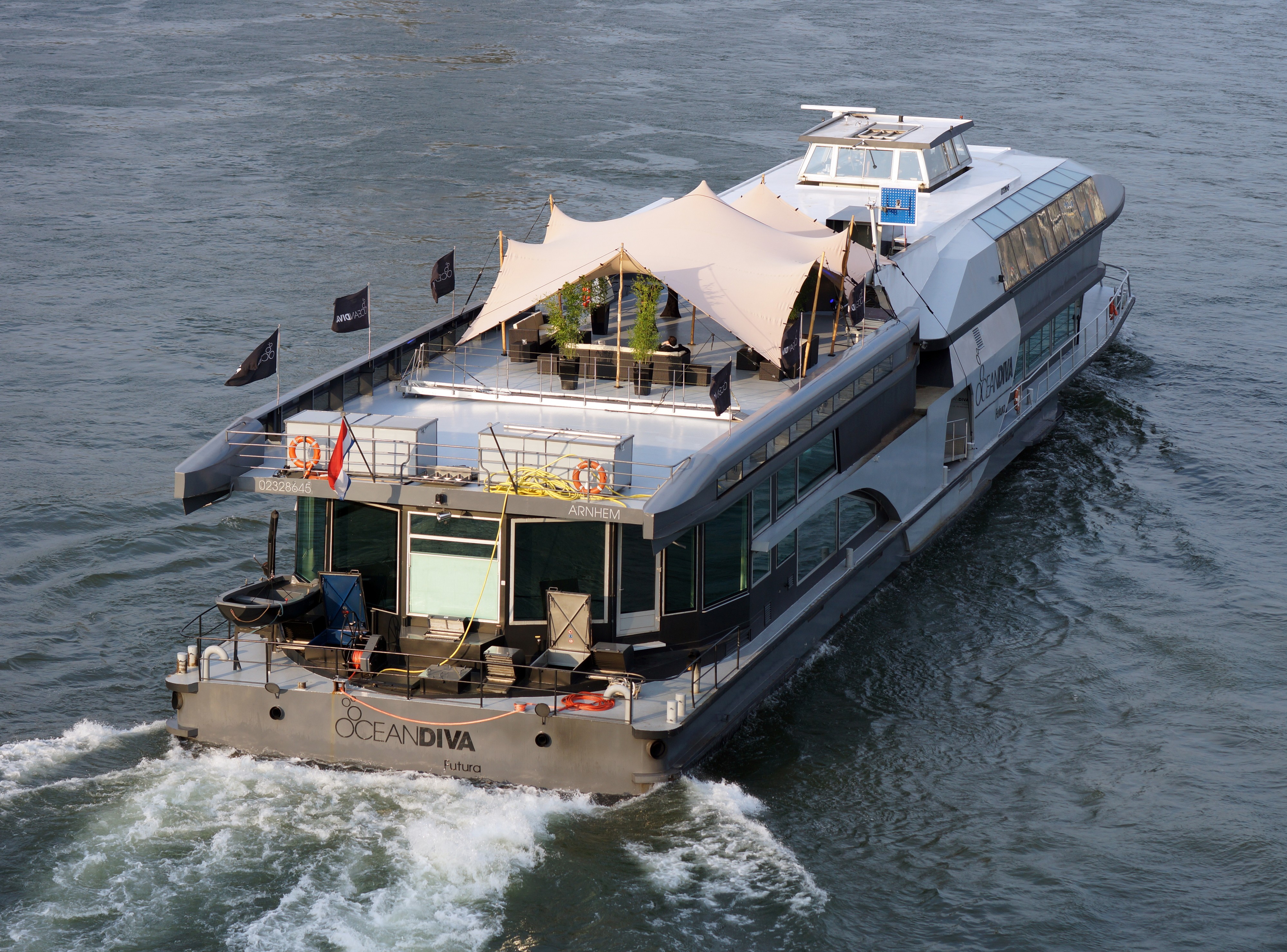 Oceandiva Futura (ship, 1997) 006