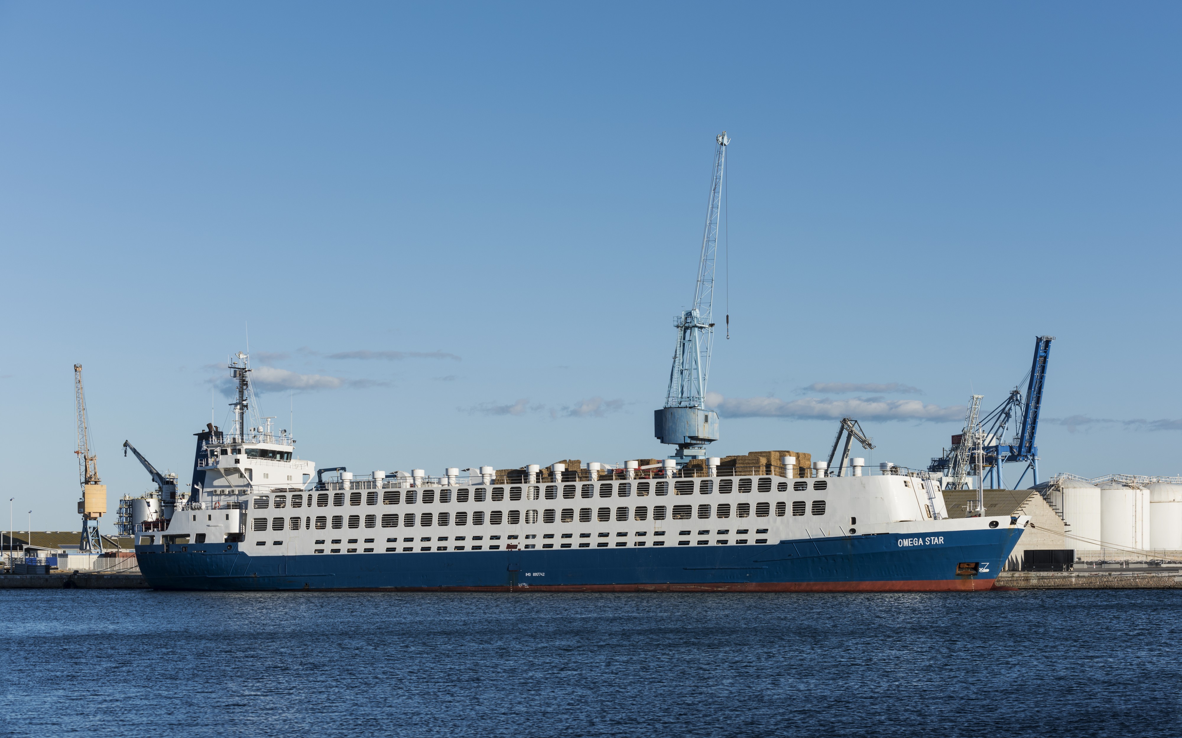 Omega Star (ship, 1991), Sète 04