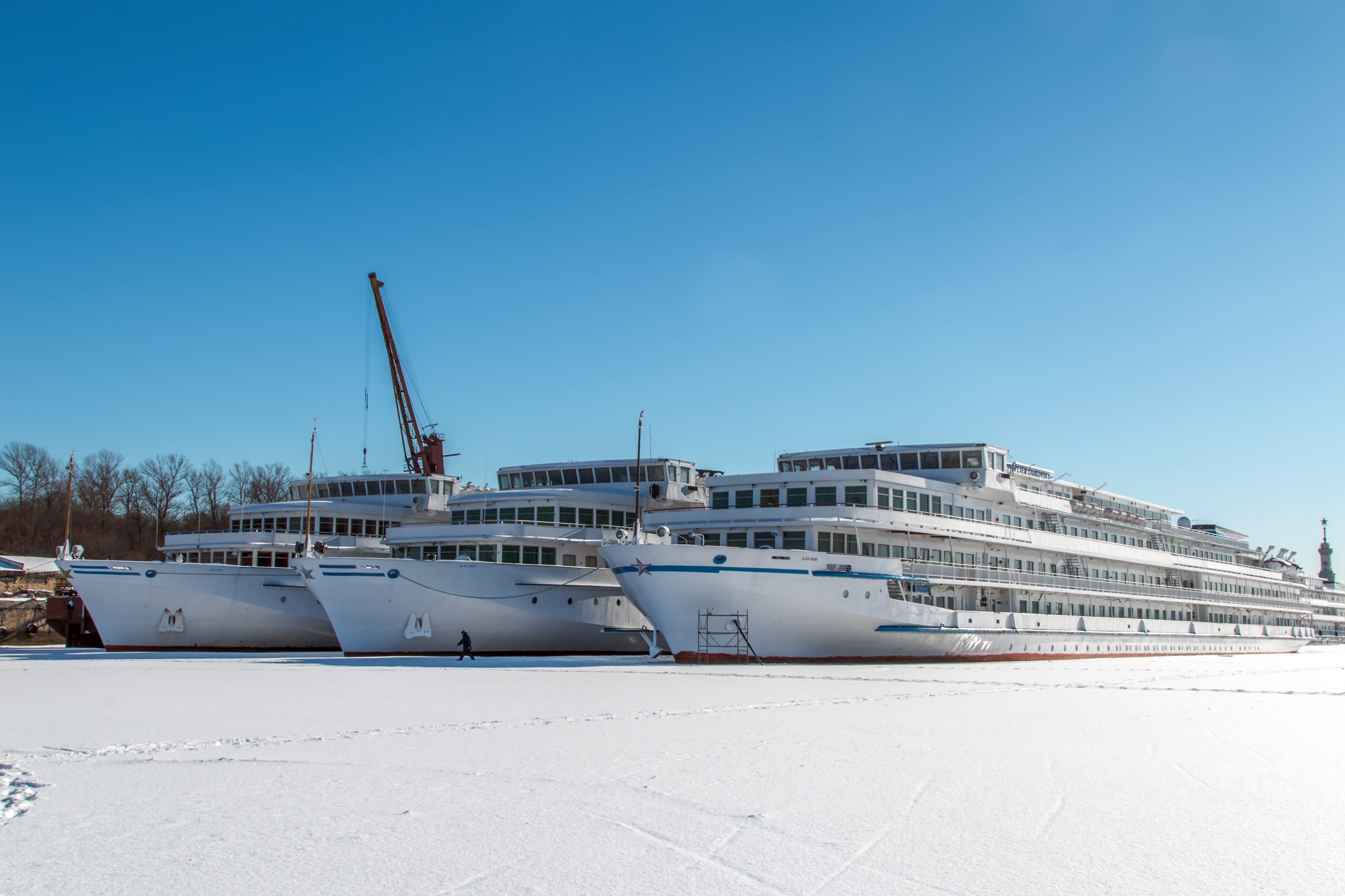 Peter Chaikovsky and Igor Stravinskiy and General Lavrinenkov in Winter at Moscow North River Port Front View 10-feb-2015