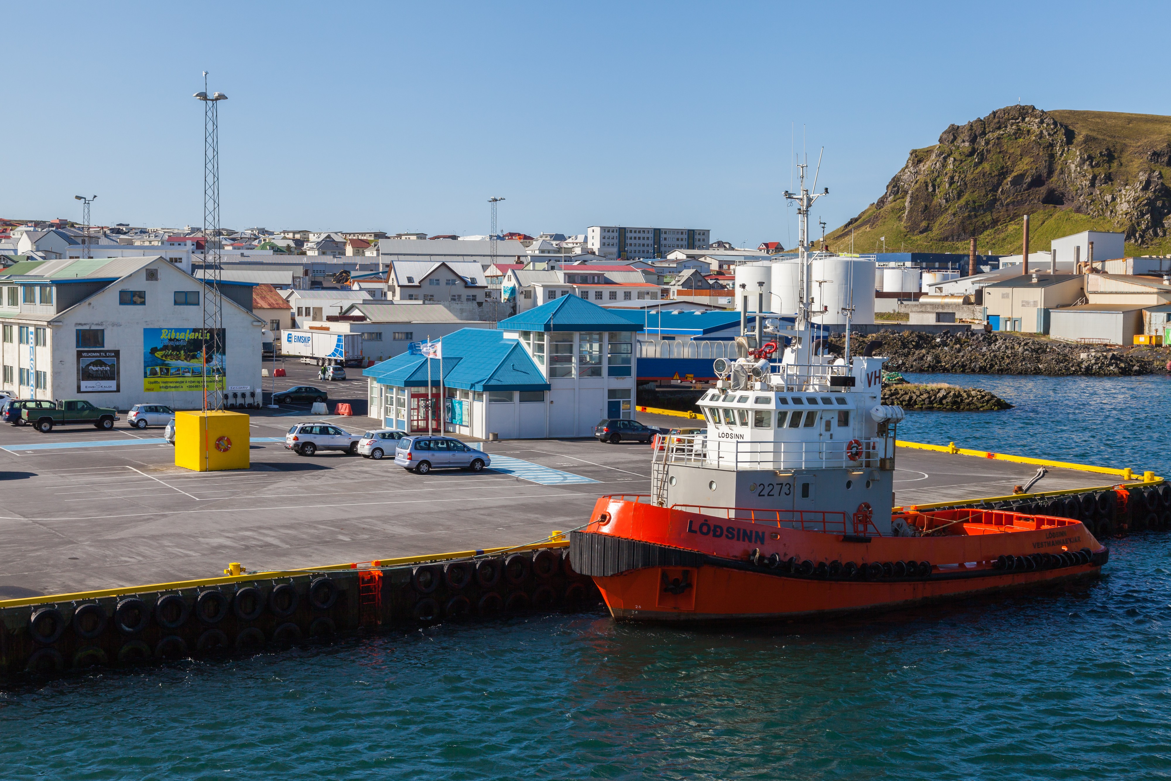 Puerto de Vestmannaeyjar, Heimaey, Islas Vestman, Suðurland, Islandia, 2014-08-17, DD 011