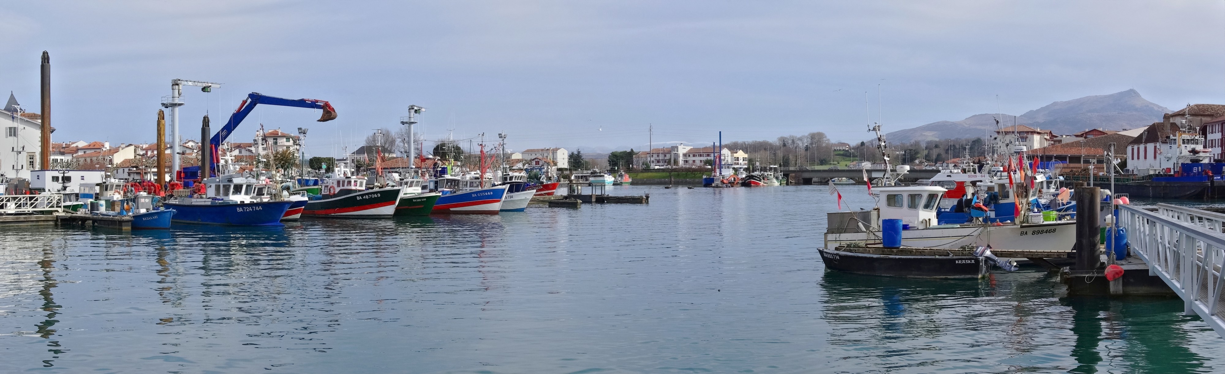 Saint-Jean-de-Luz 64 Bassin port 2012