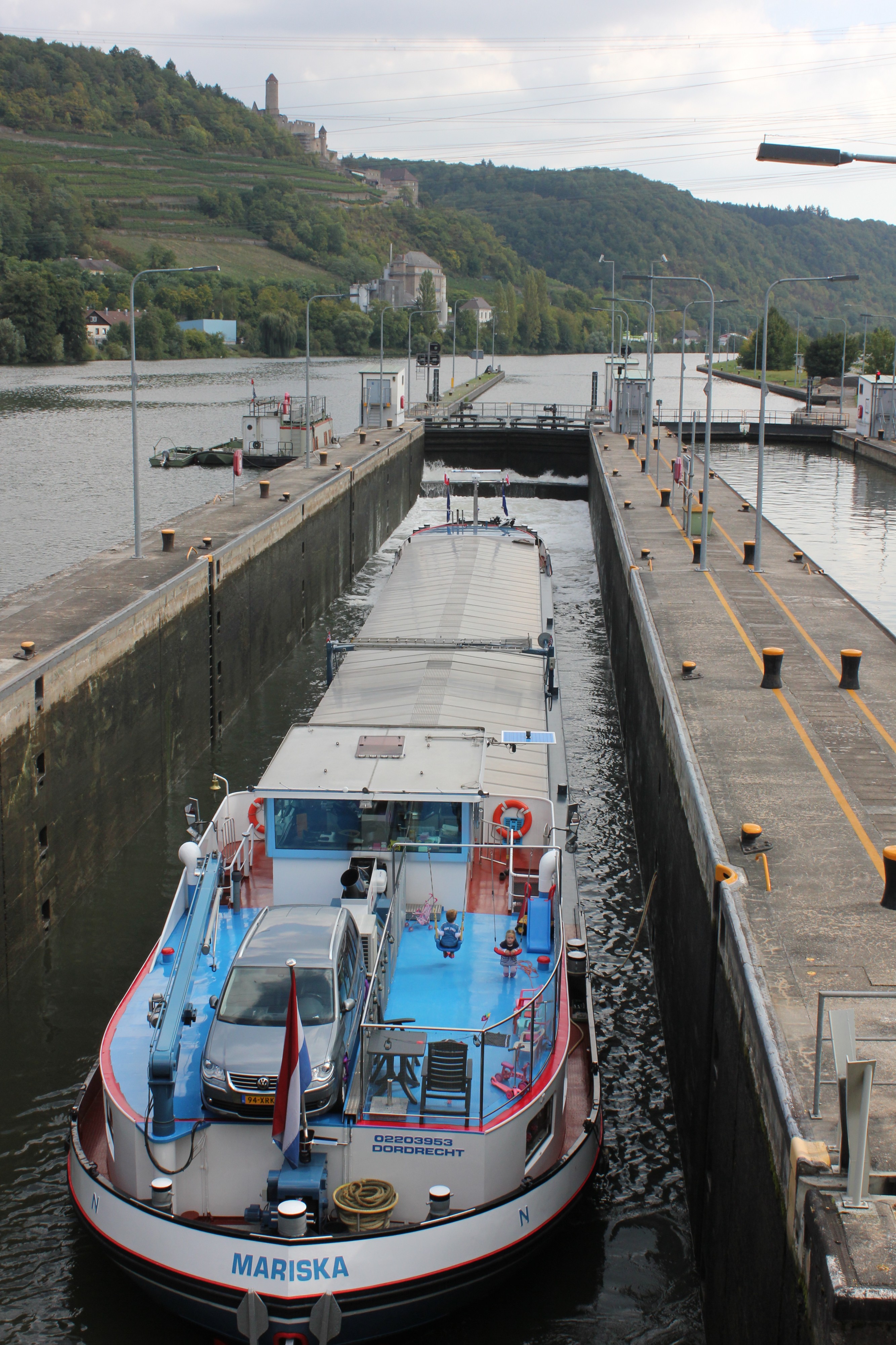 Schleuse Neckarzimmern