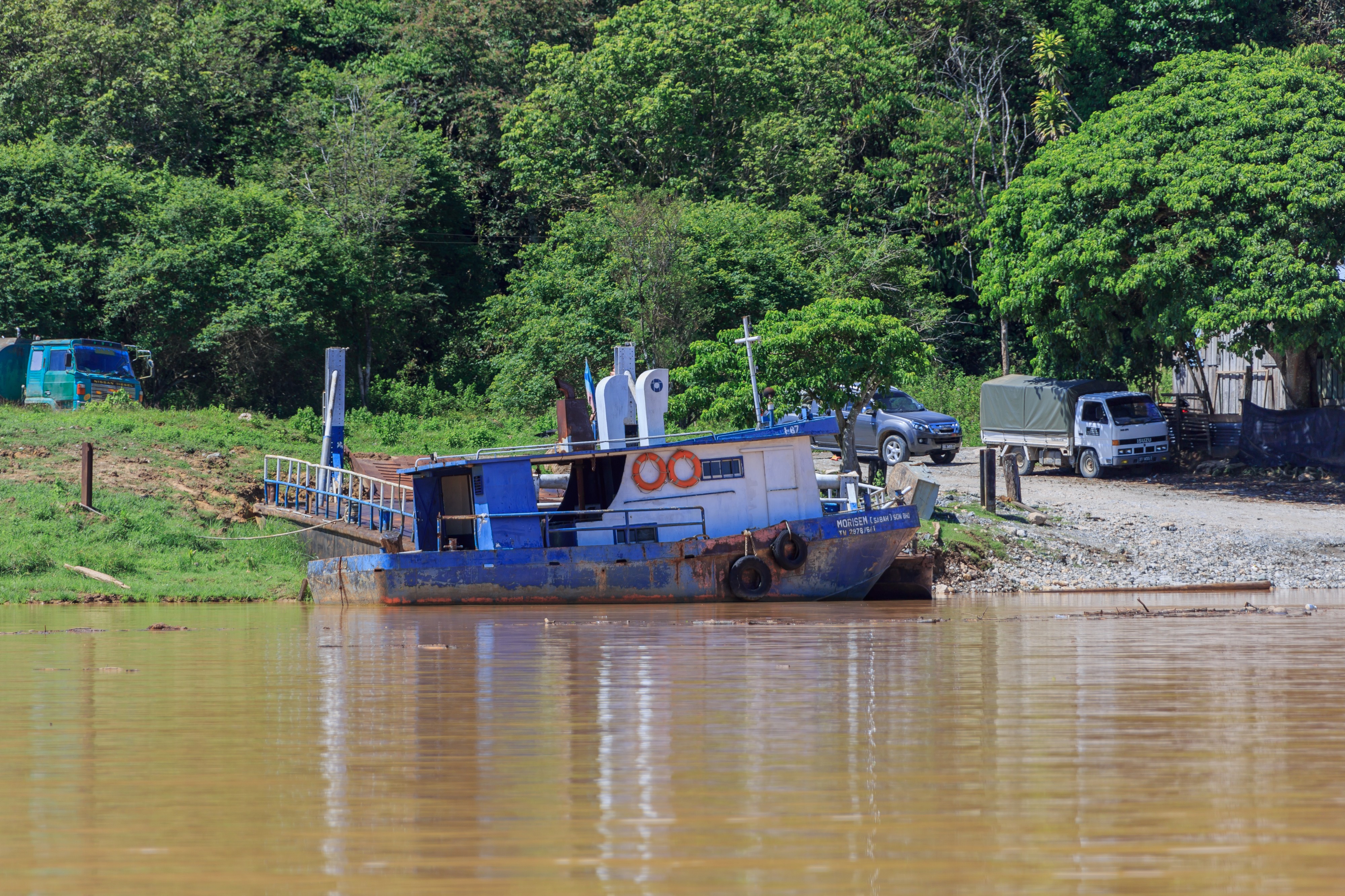Sukau Sabah Malaysia Kinabatangan-River-at-Sukau-03