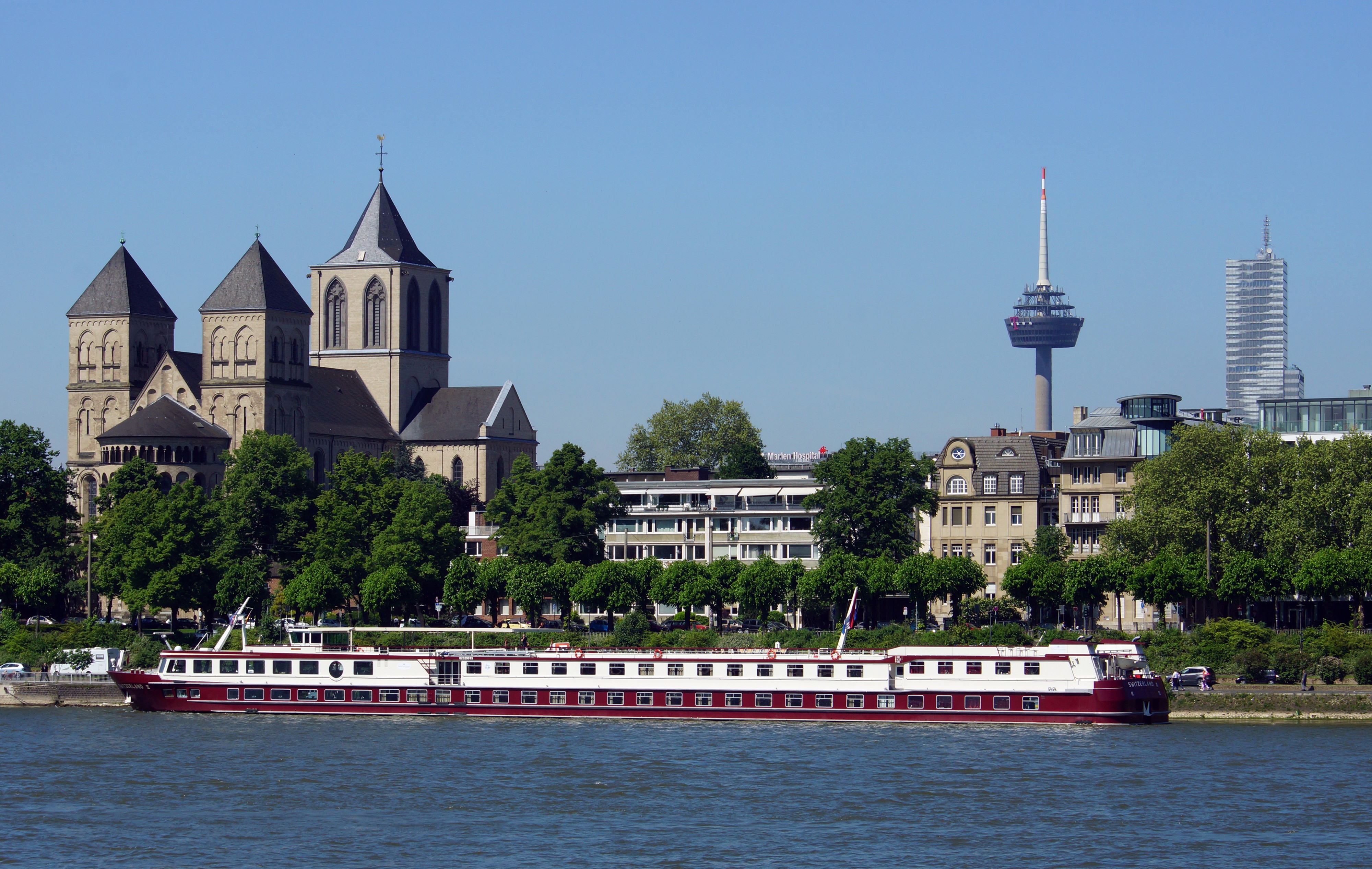 Switzerland II (ship, 1991) 018