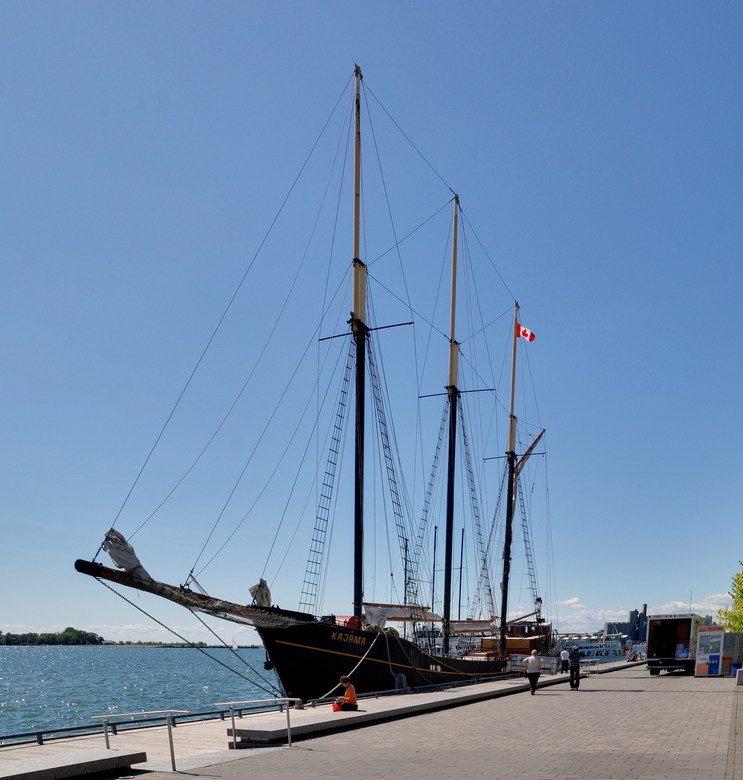 Toronto - ON - Kajama