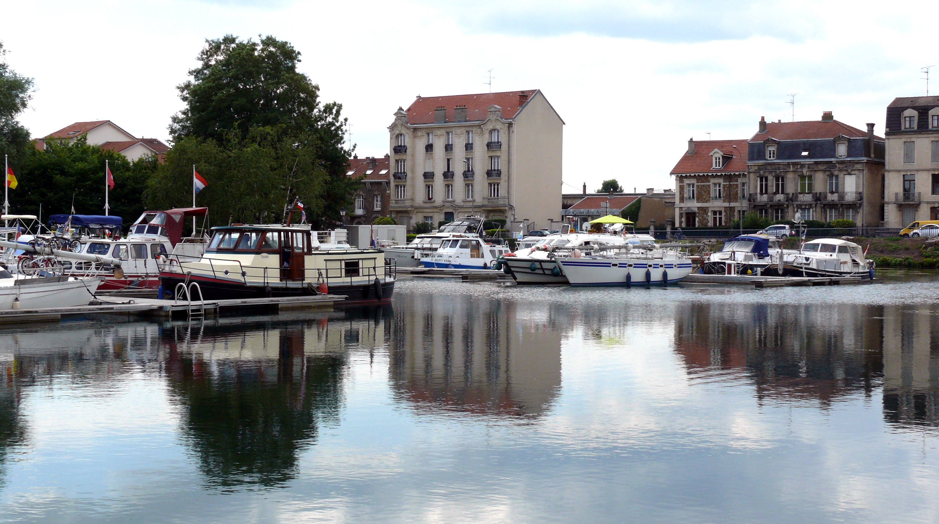 Toul marina