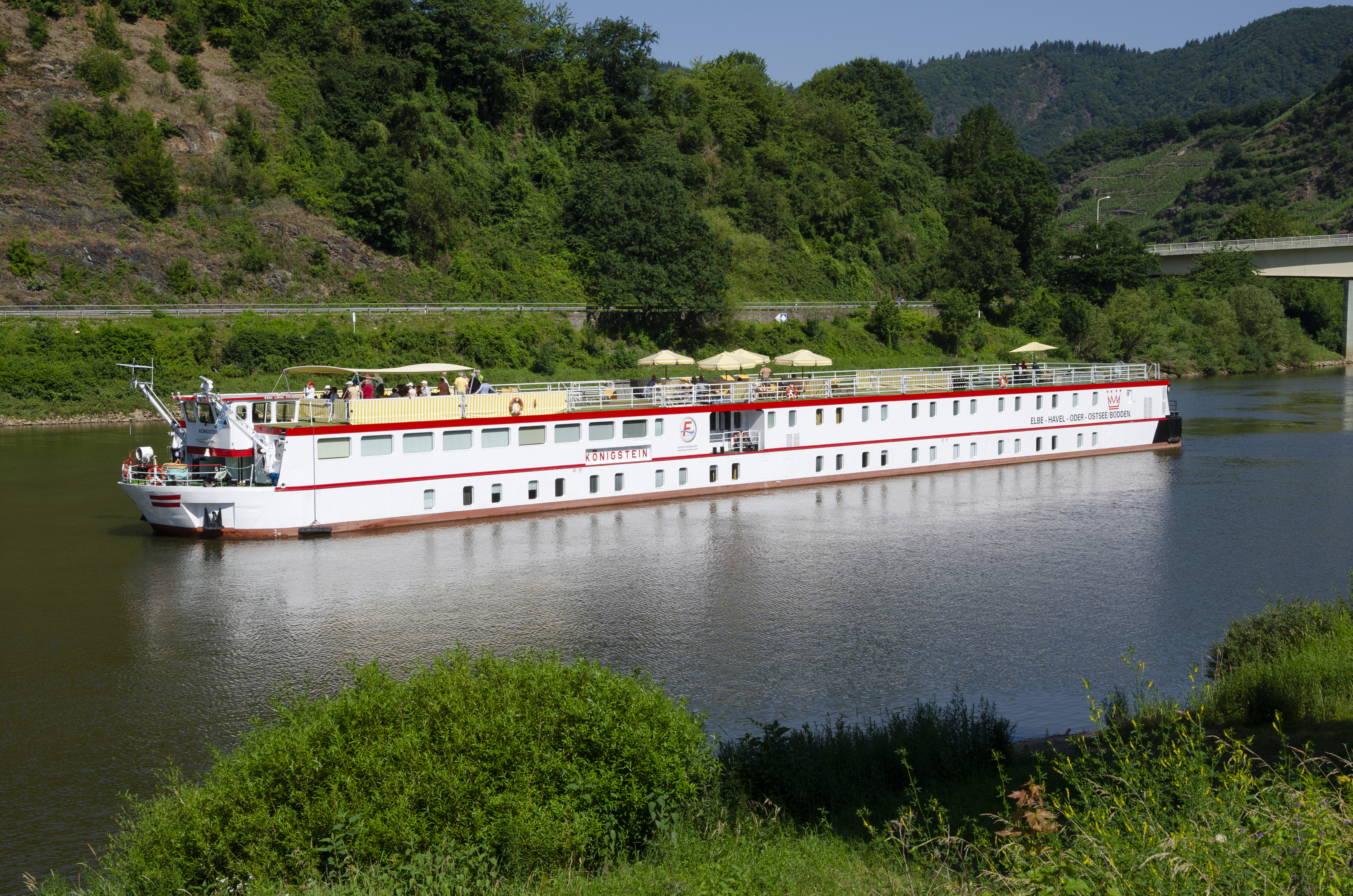 Tourist boat Konigstein Mosel