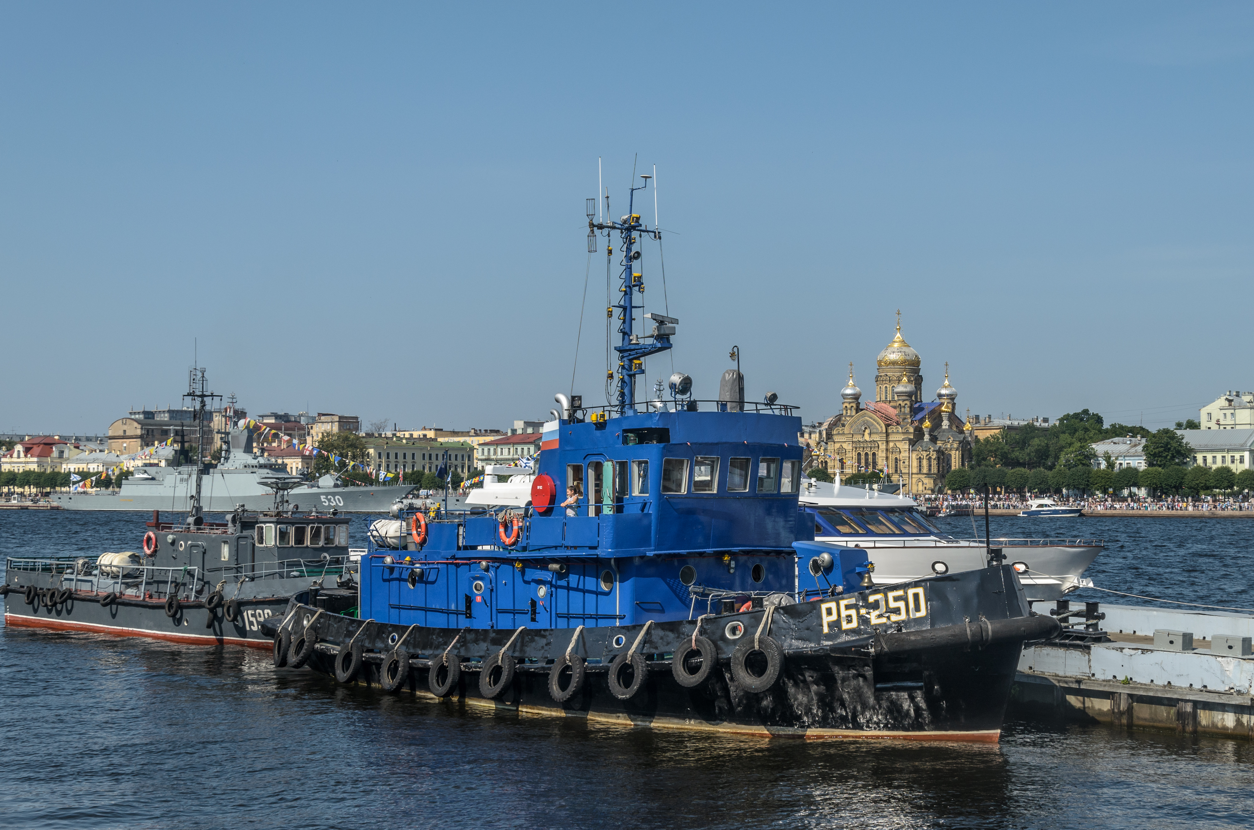 Tug RB-250 in SPB