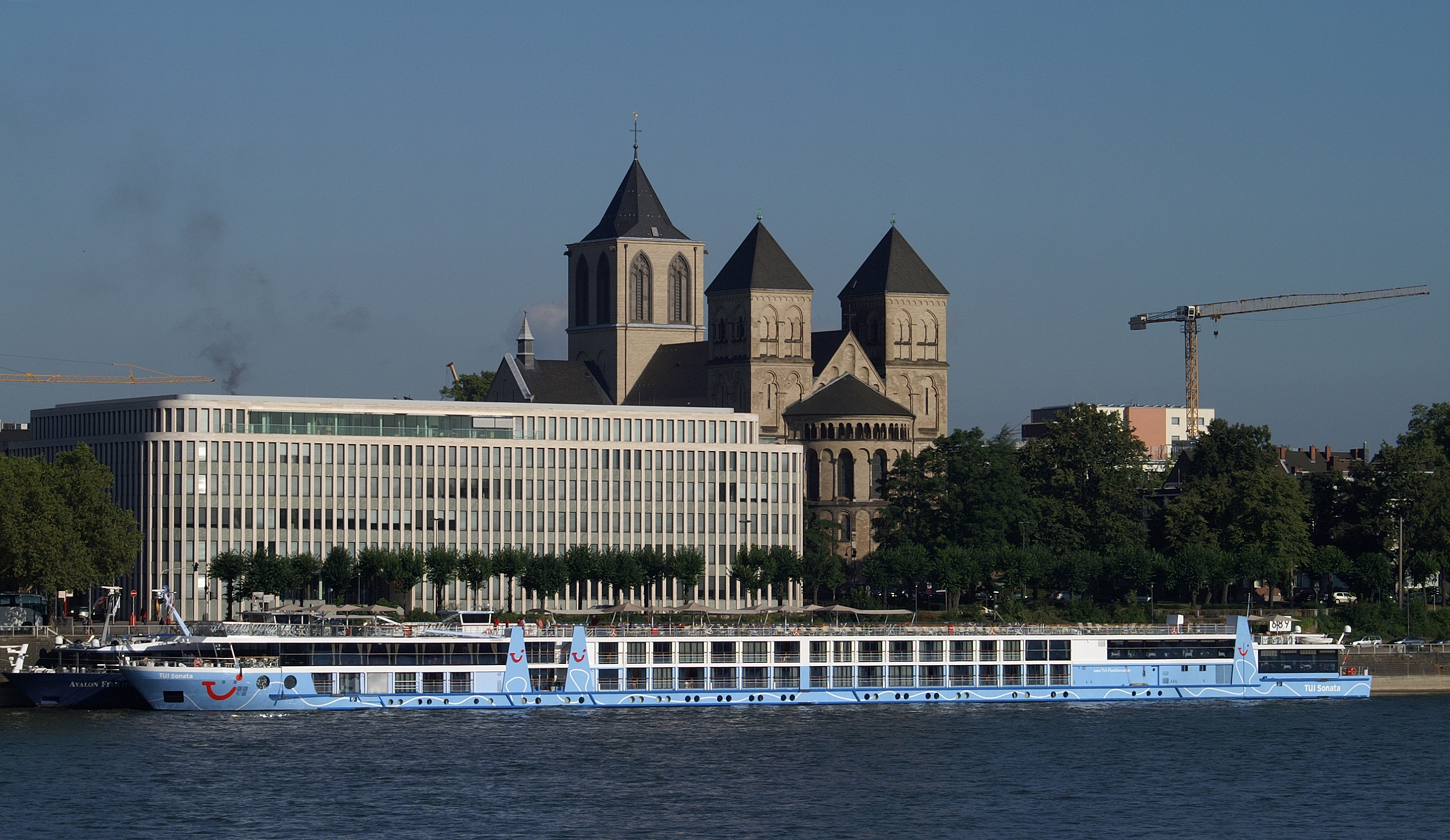 TUI Sonata (ship, 2010) 003