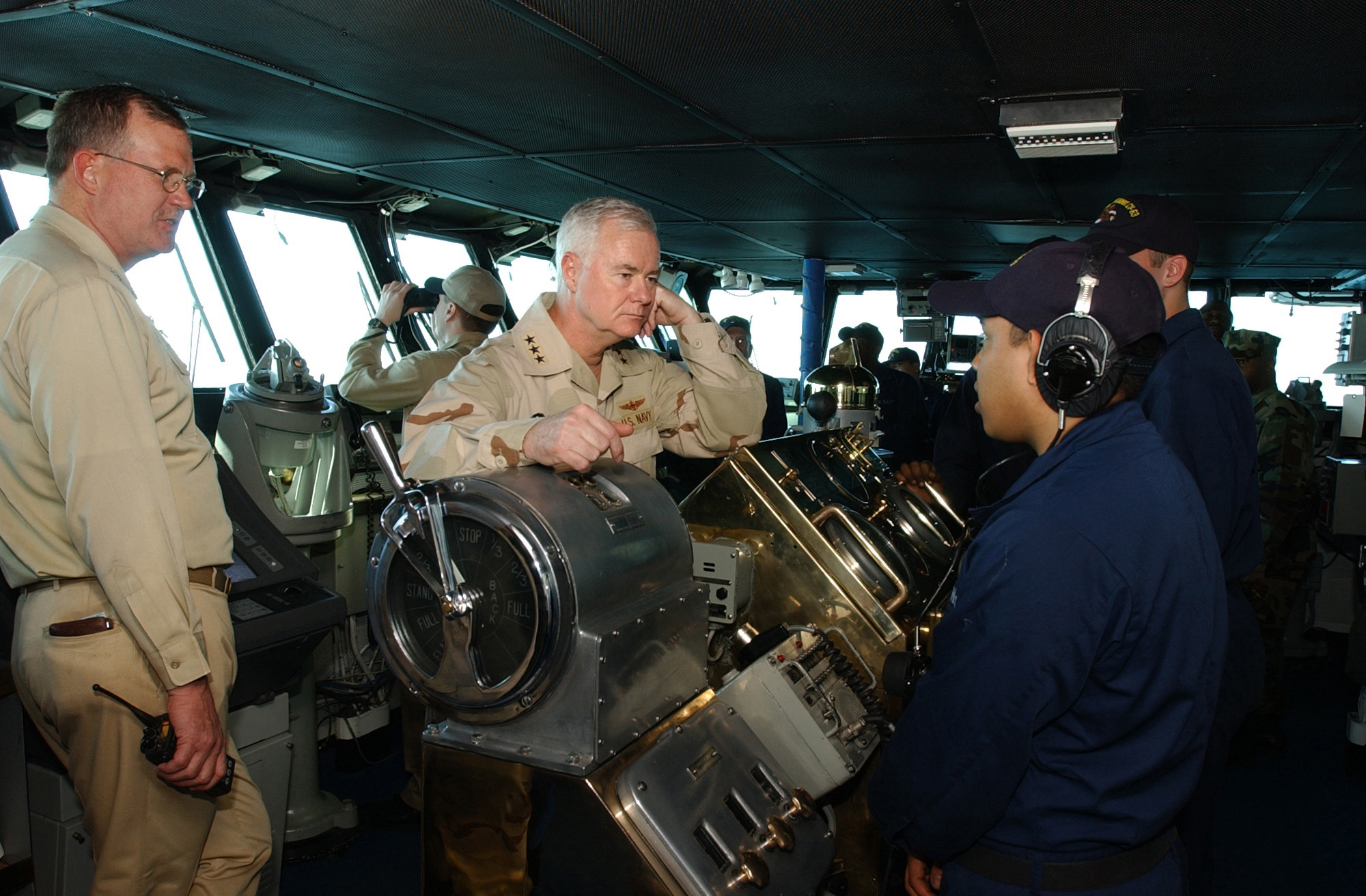 US Navy 030301-N-0120R-002 Vadm. Keating visits USS Kitty Hawk