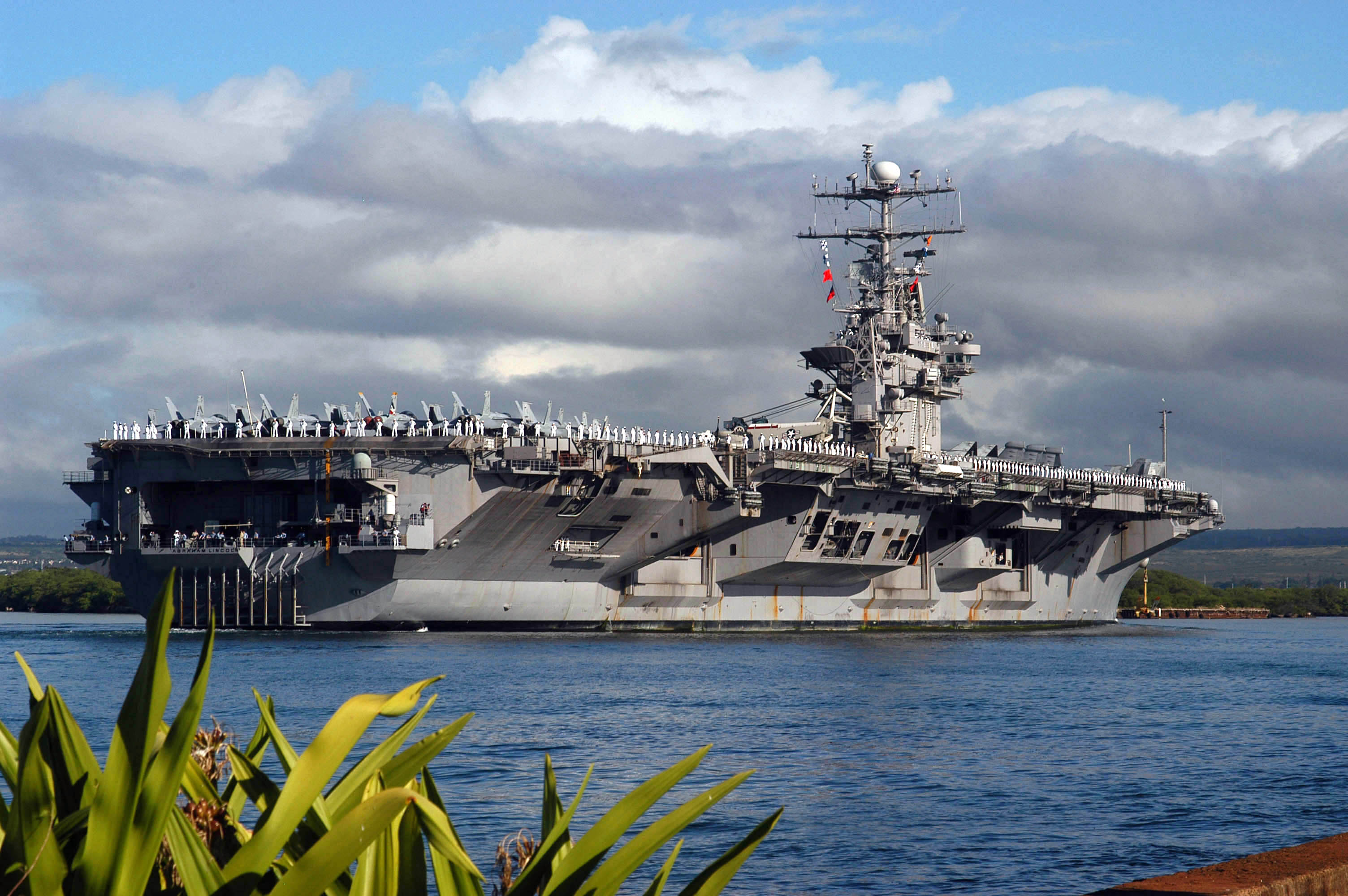 US Navy 050223-N-8157C-077 The Nimitz-class aircraft carrier USS Abraham Lincoln (CVN 72) arrives in Pearl Harbor, Hawaii for a port visit
