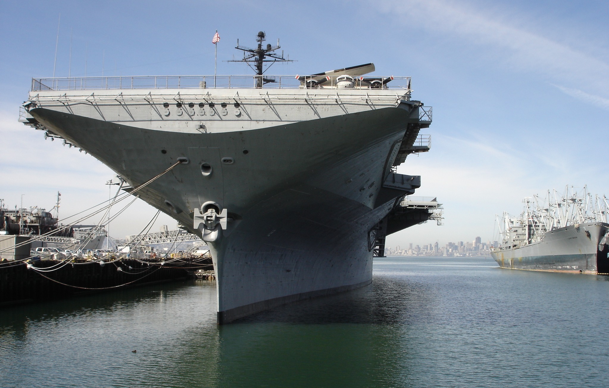 USS-Hornet-CV-12-Dsc08437