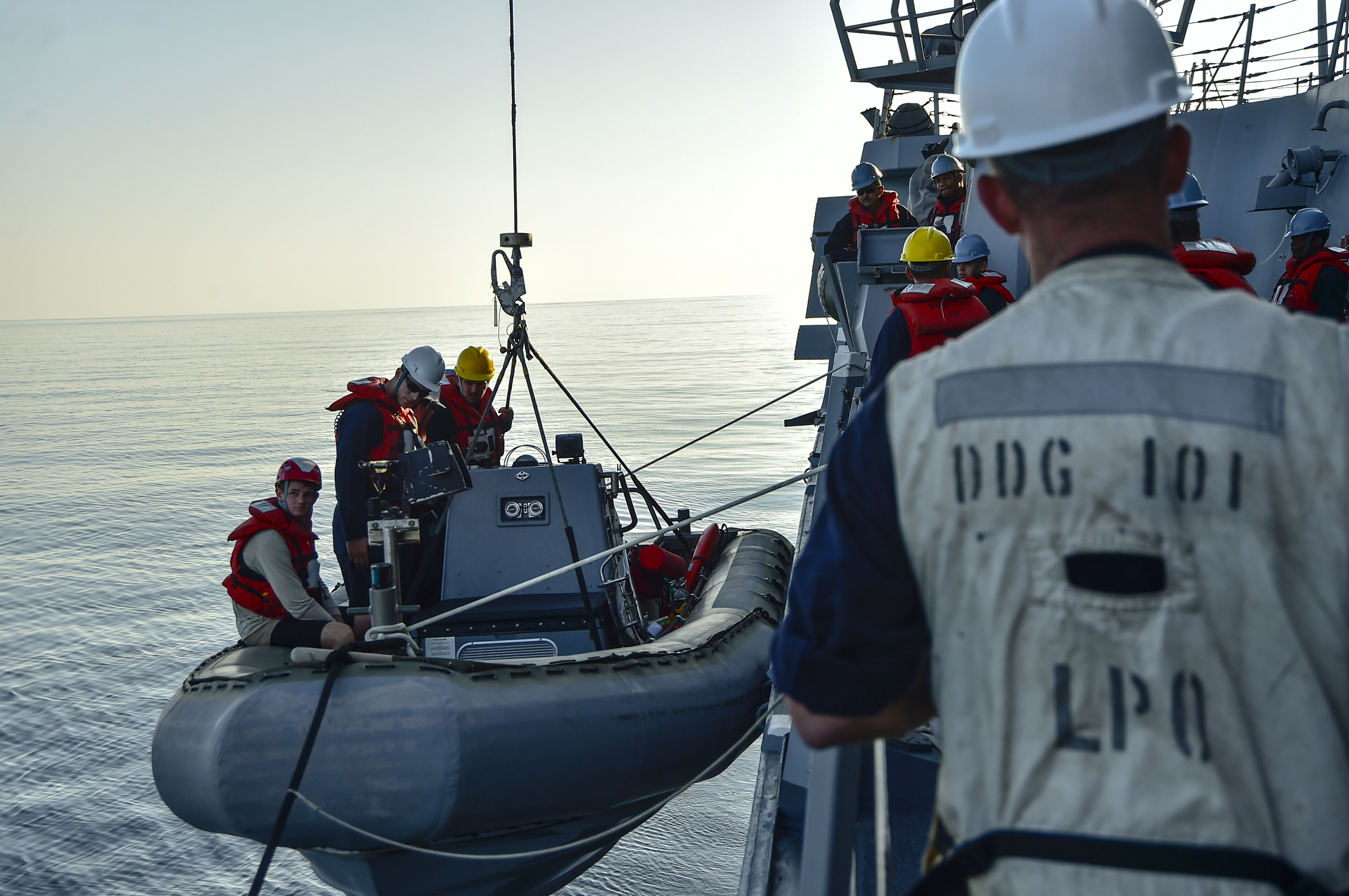 USS Gridley (DDG-101) 150102-N-DJ750-025 (16005600339)