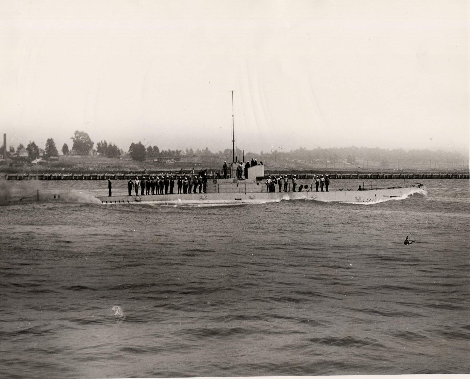 USS O-16 (SS-77)