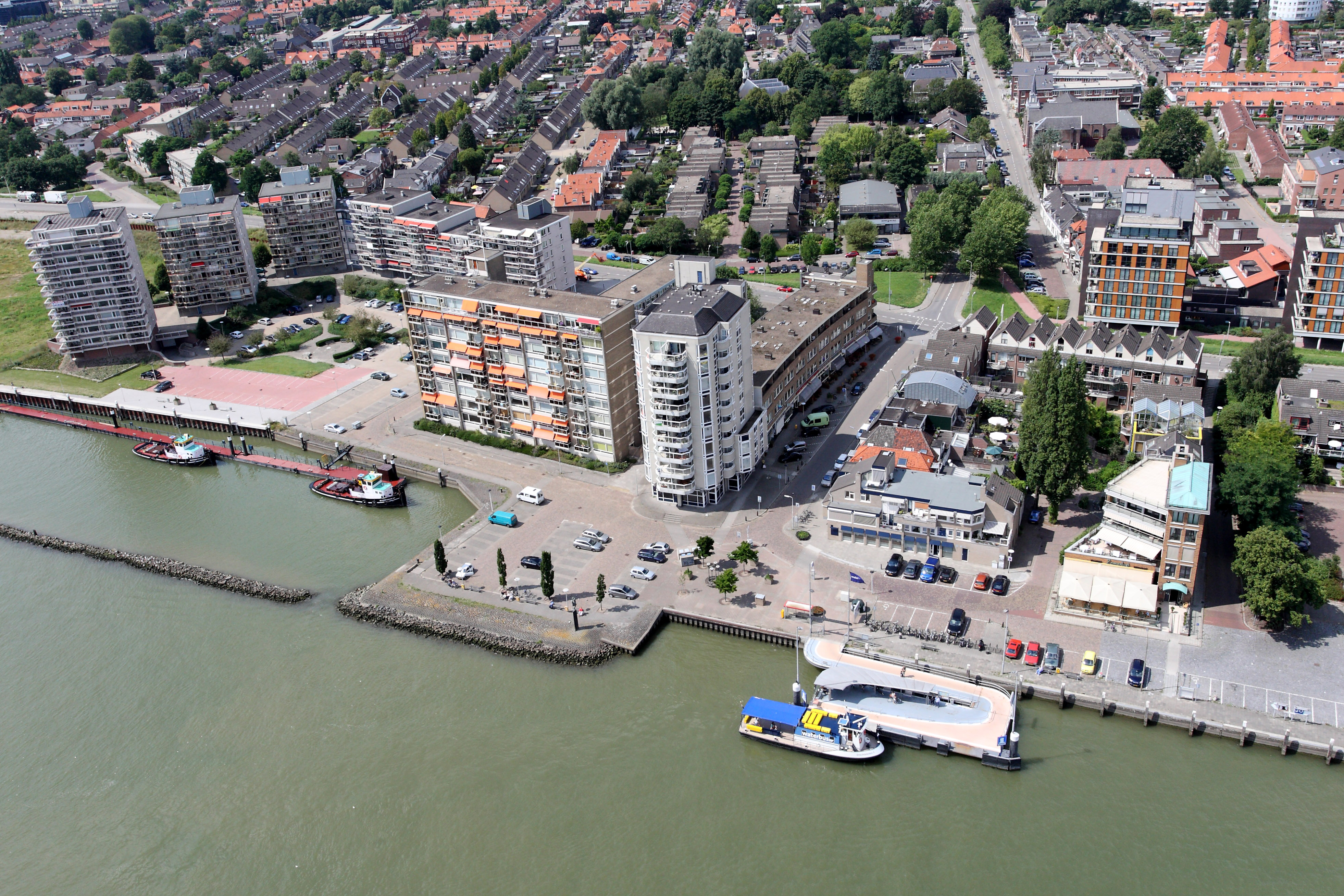 Waterbushalte Zwijndrecht Veerplein luchtfoto