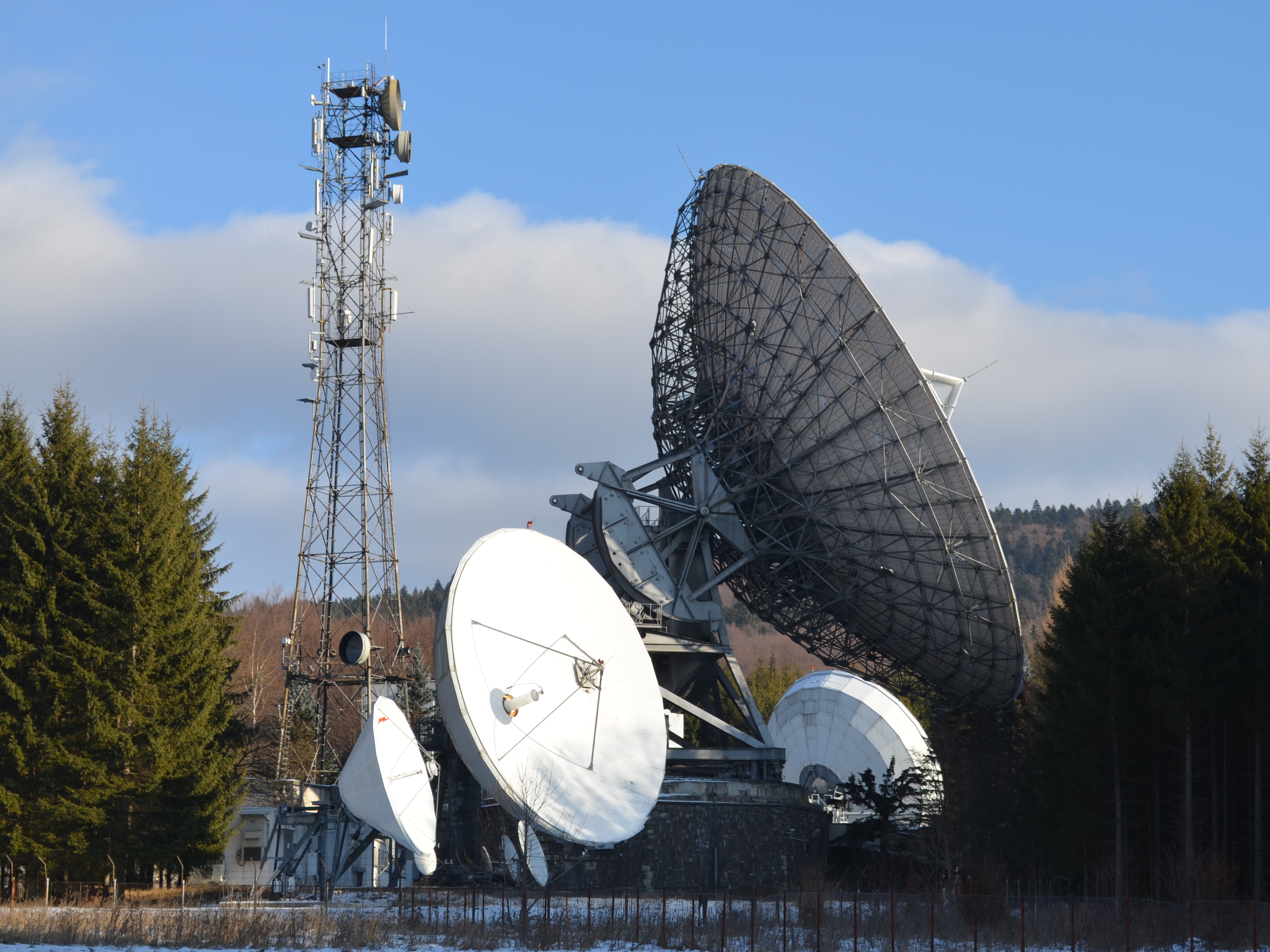 Centrul de comunicații prin satelit de la Cheia (2)