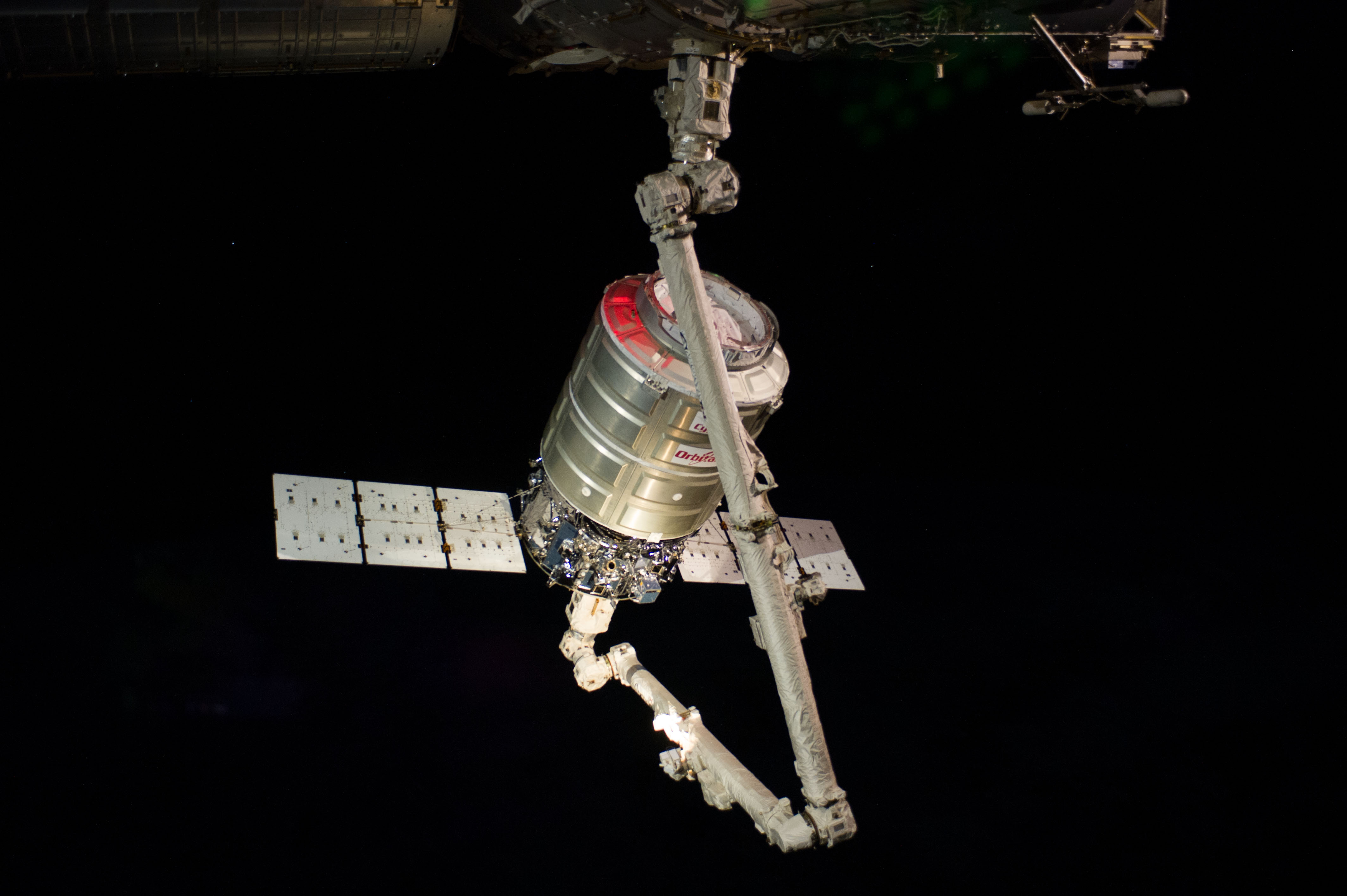 CRS Orb-2 Cygnus 3 S.S. Janice Voss grappled by Canadarm2 (ISS040-E-067885)