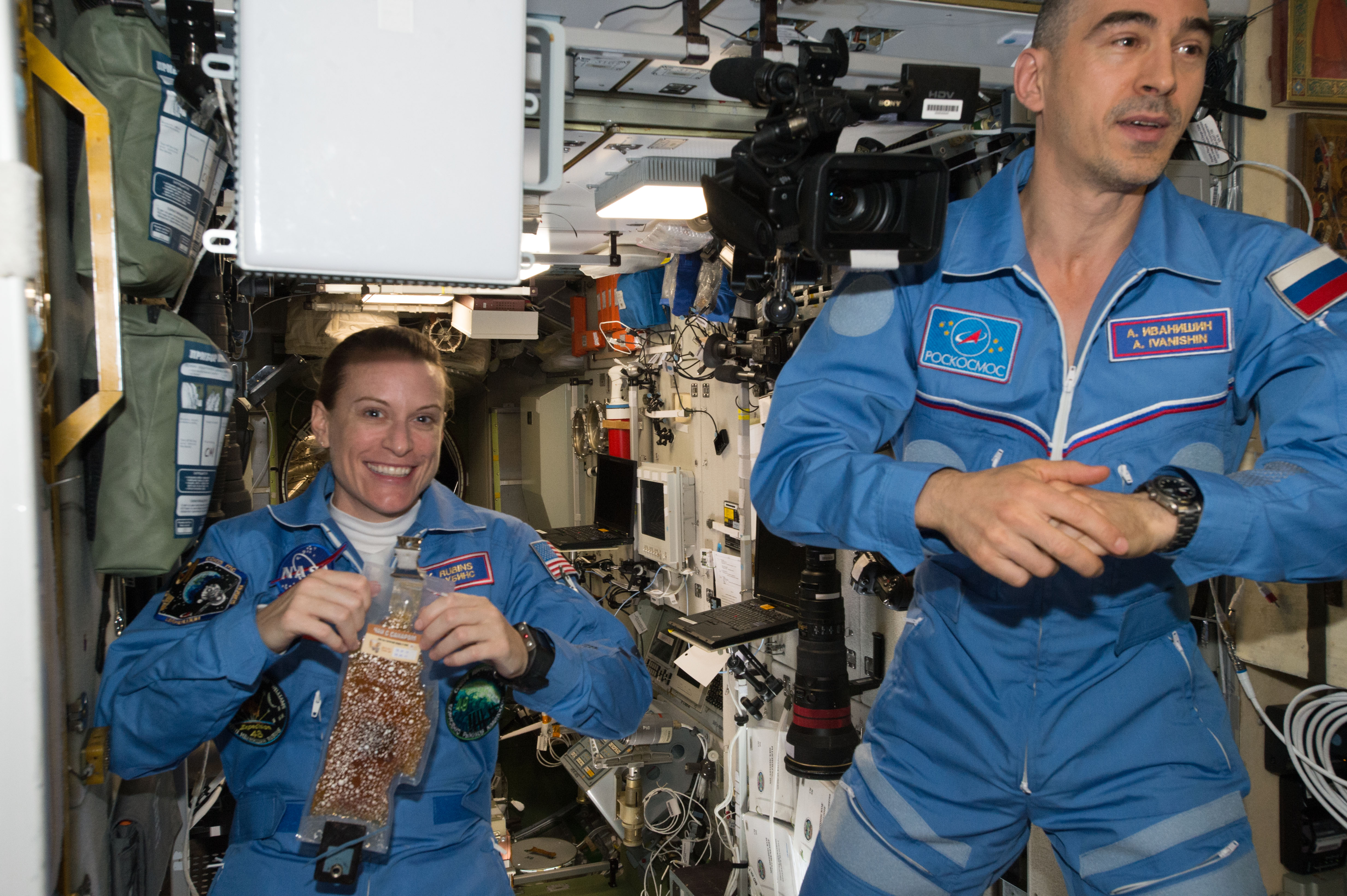 ISS-48 Kathleen Rubins and Anatoli Ivanishin in the Zvezda Service Module