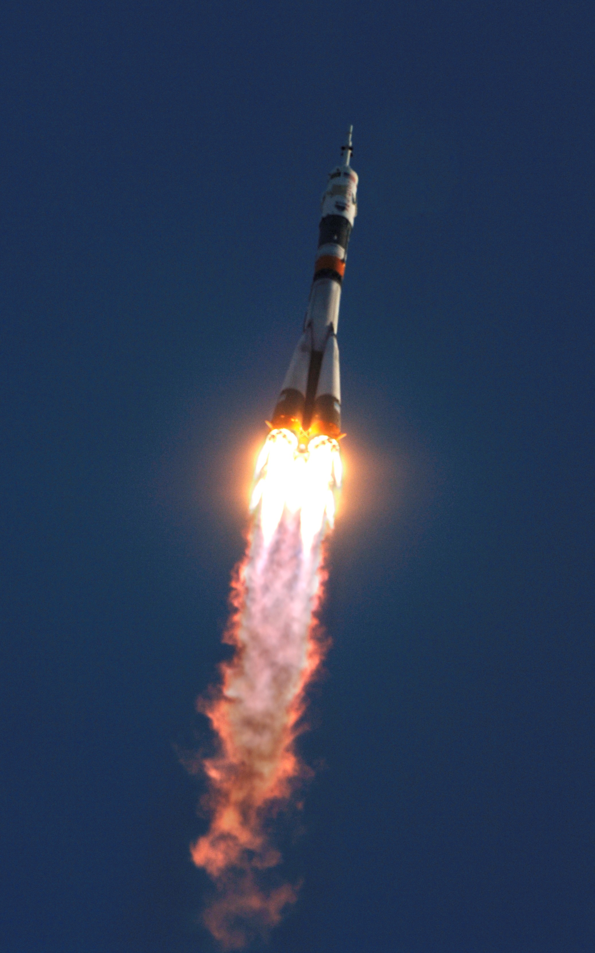 Iss-expedition 13-launch