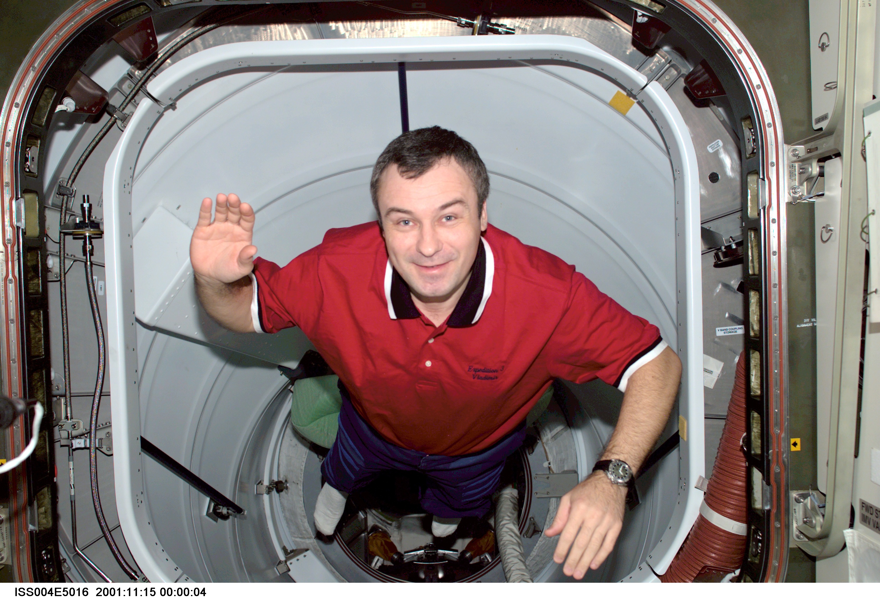 Iss004e5016