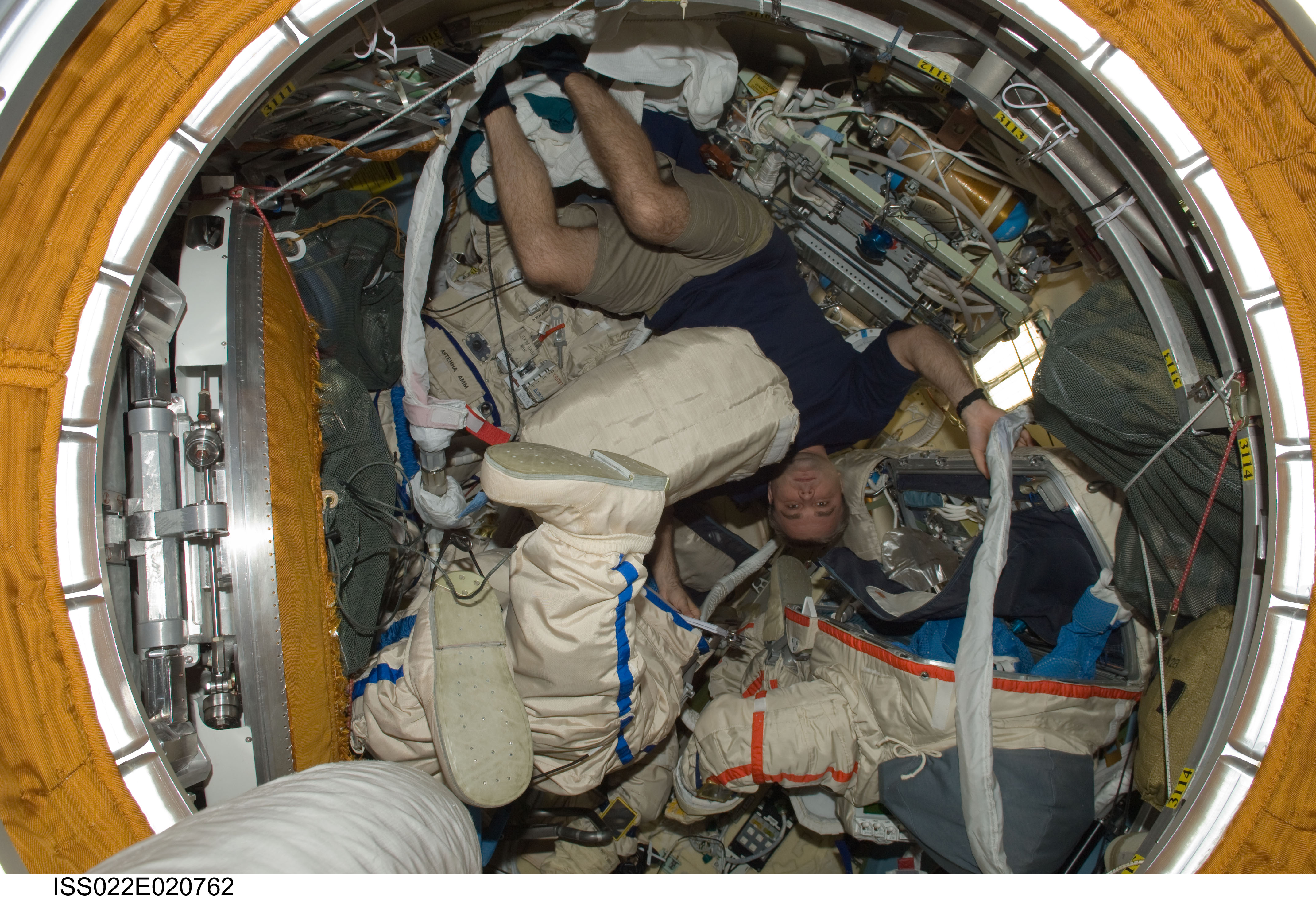Iss022e020762