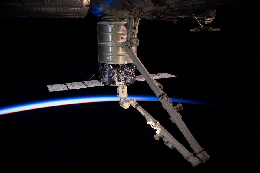 CRS Orb-2 Cygnus 3 S.S. Janice Voss berthed to ISS (ISS040-E-069182)