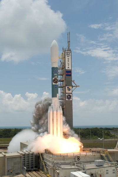 Delta II Heavy just before liftoff with GLAST
