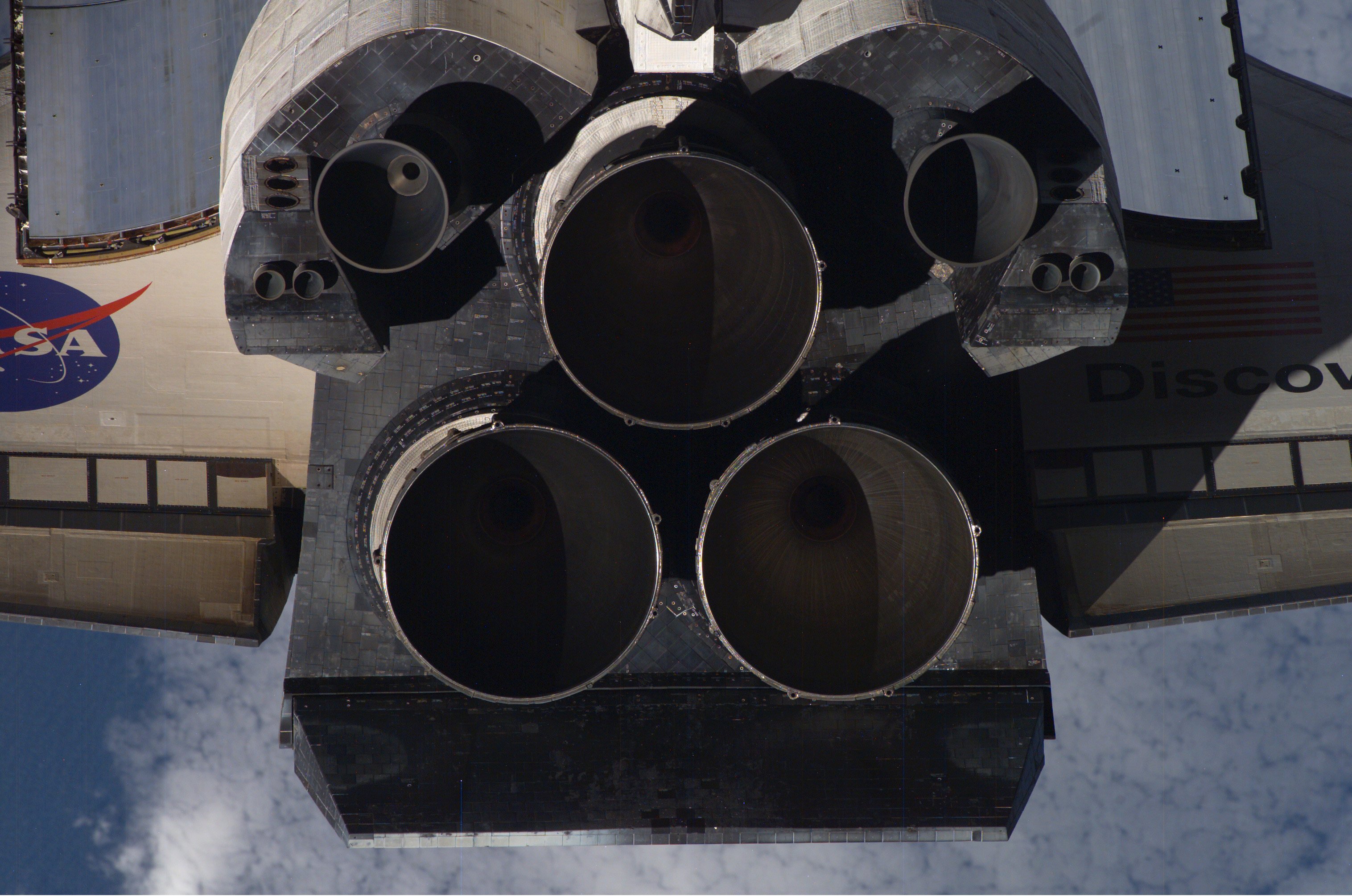 STS-116 Shuttle Engines