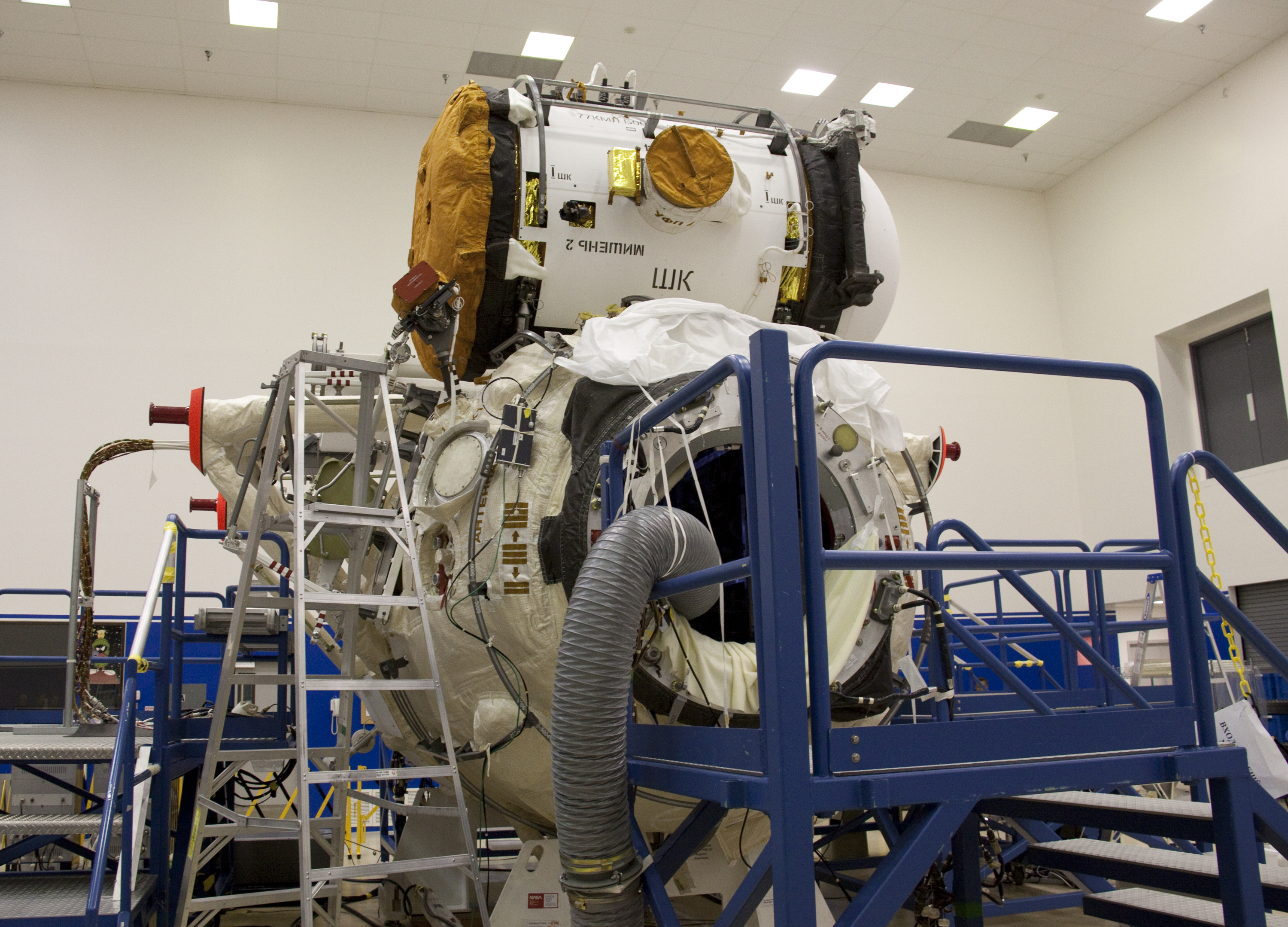STS-132 MRM1 Mar2010