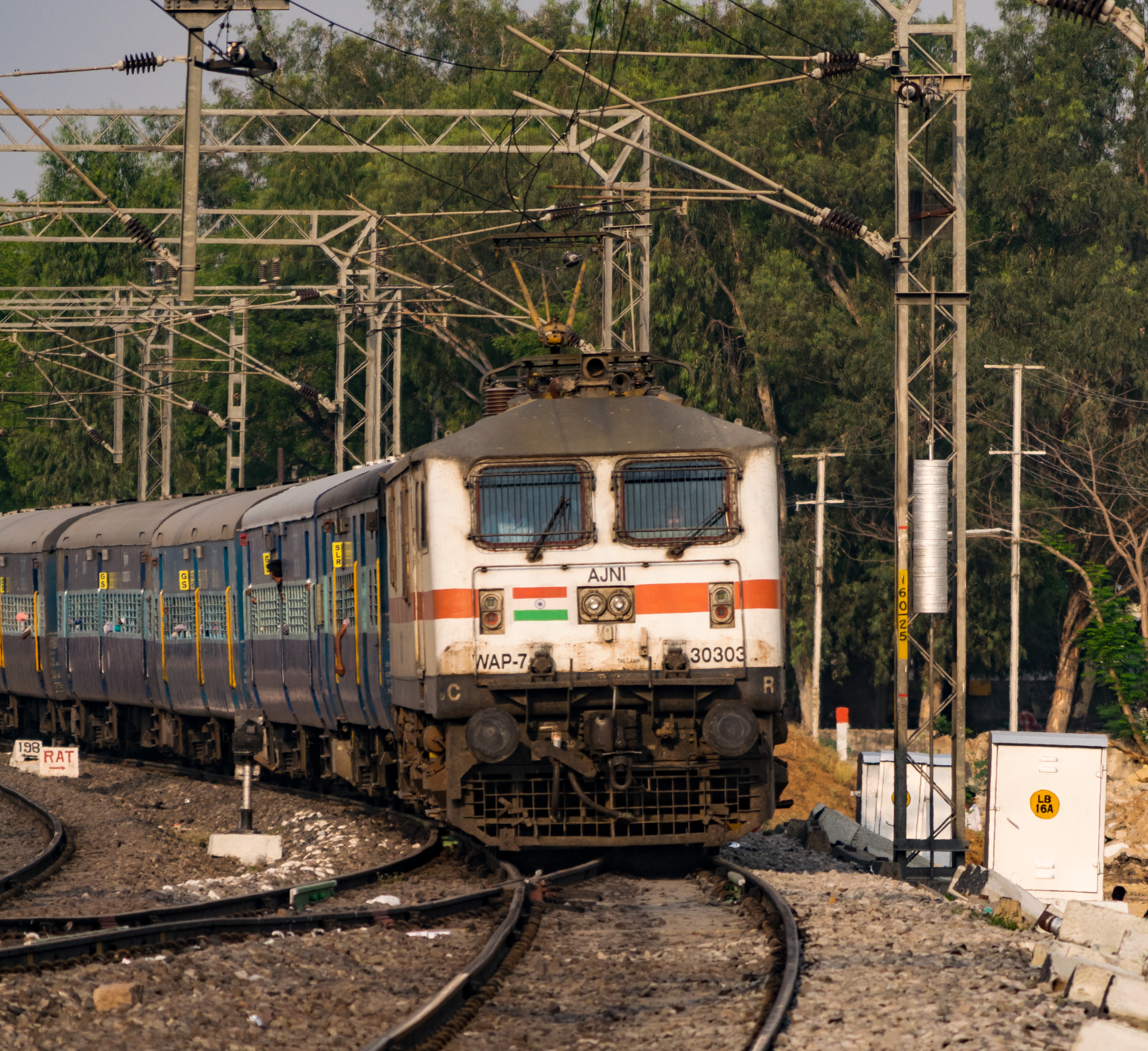 11308 HYB-GULBARGA EXPRESS 030418