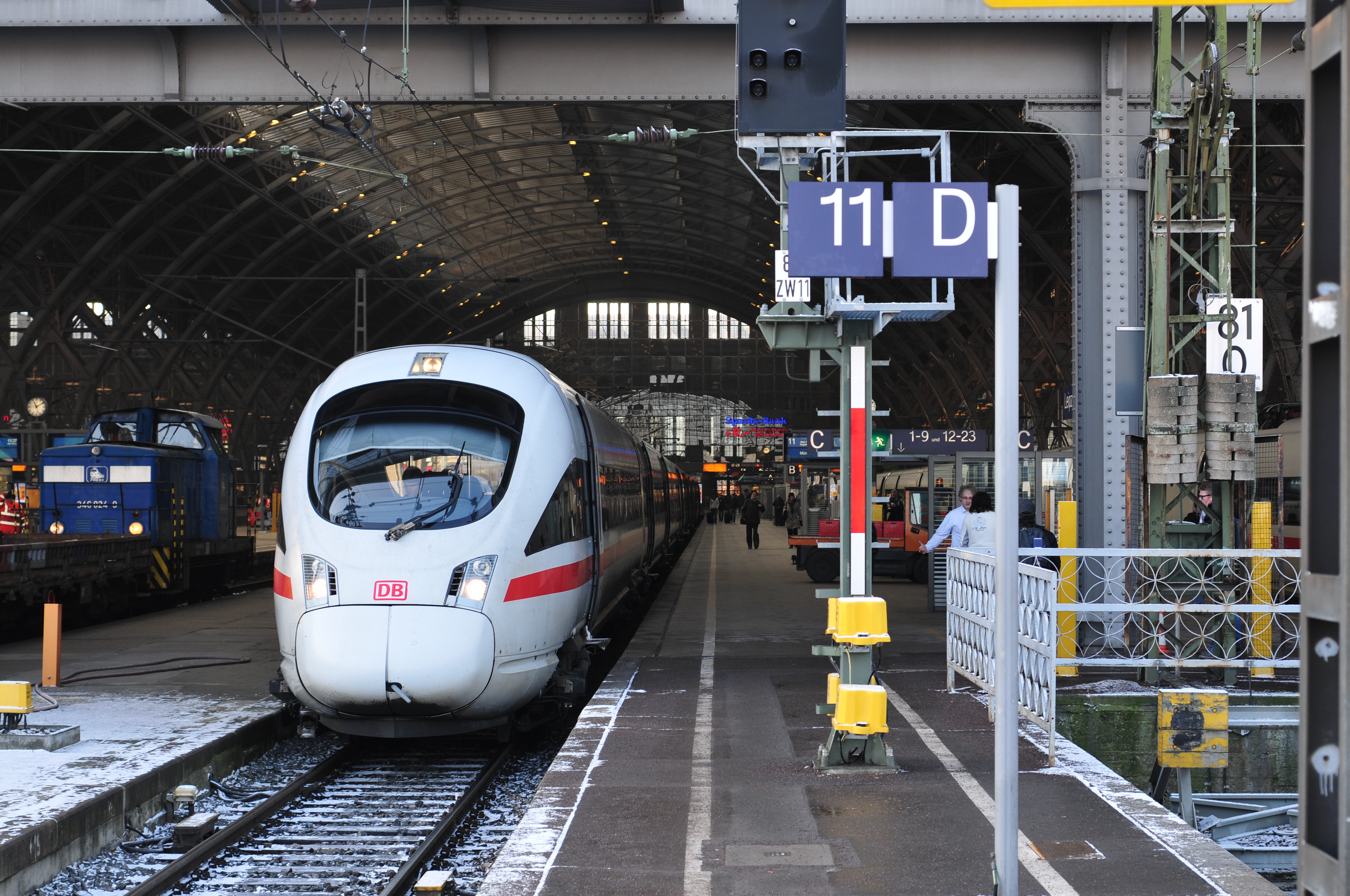 13-01-15-leipzig-hauptbahnhof-by-RalfR-02