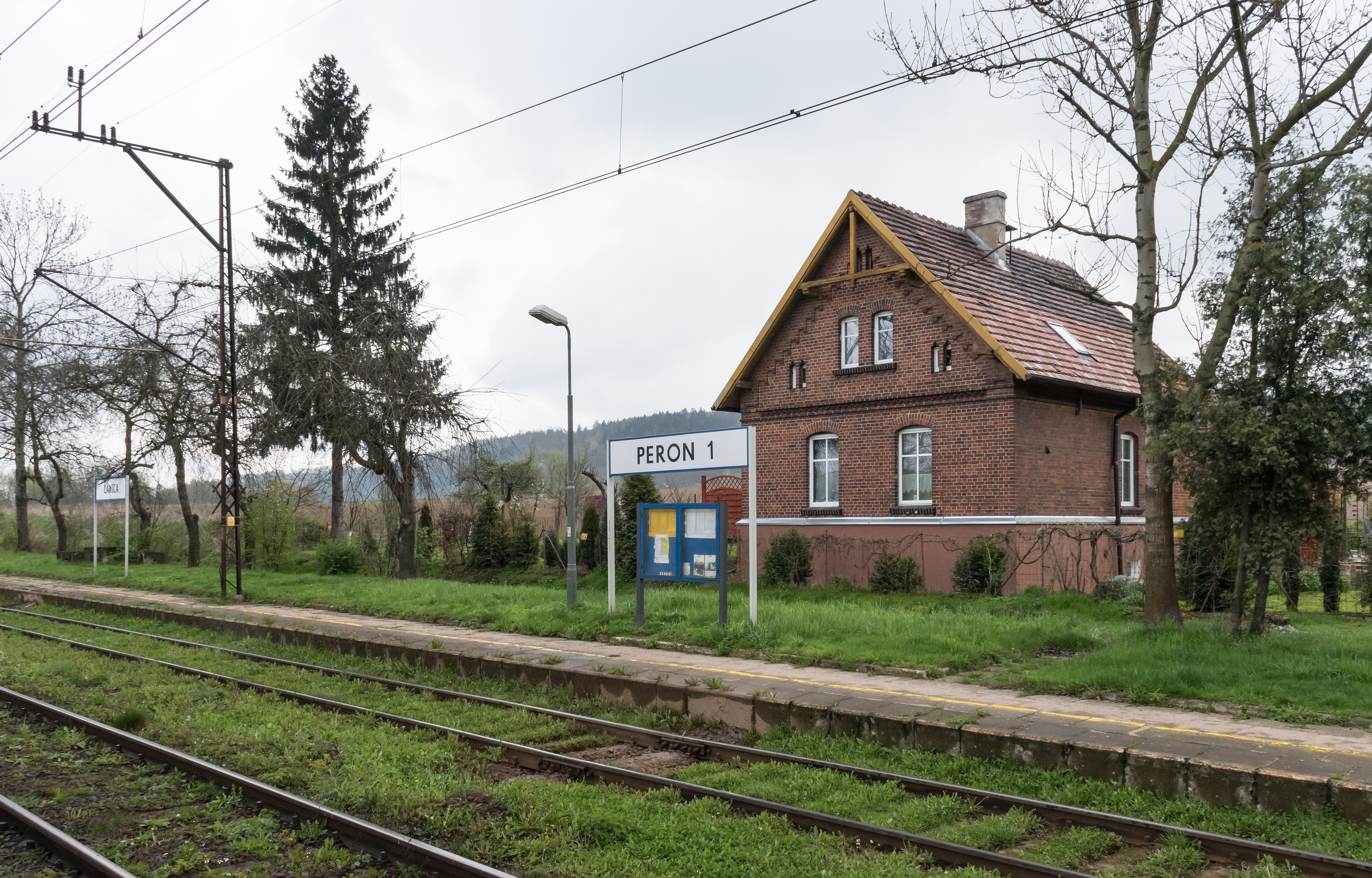 2017 Przystanek kolejowy w Ławicy 5