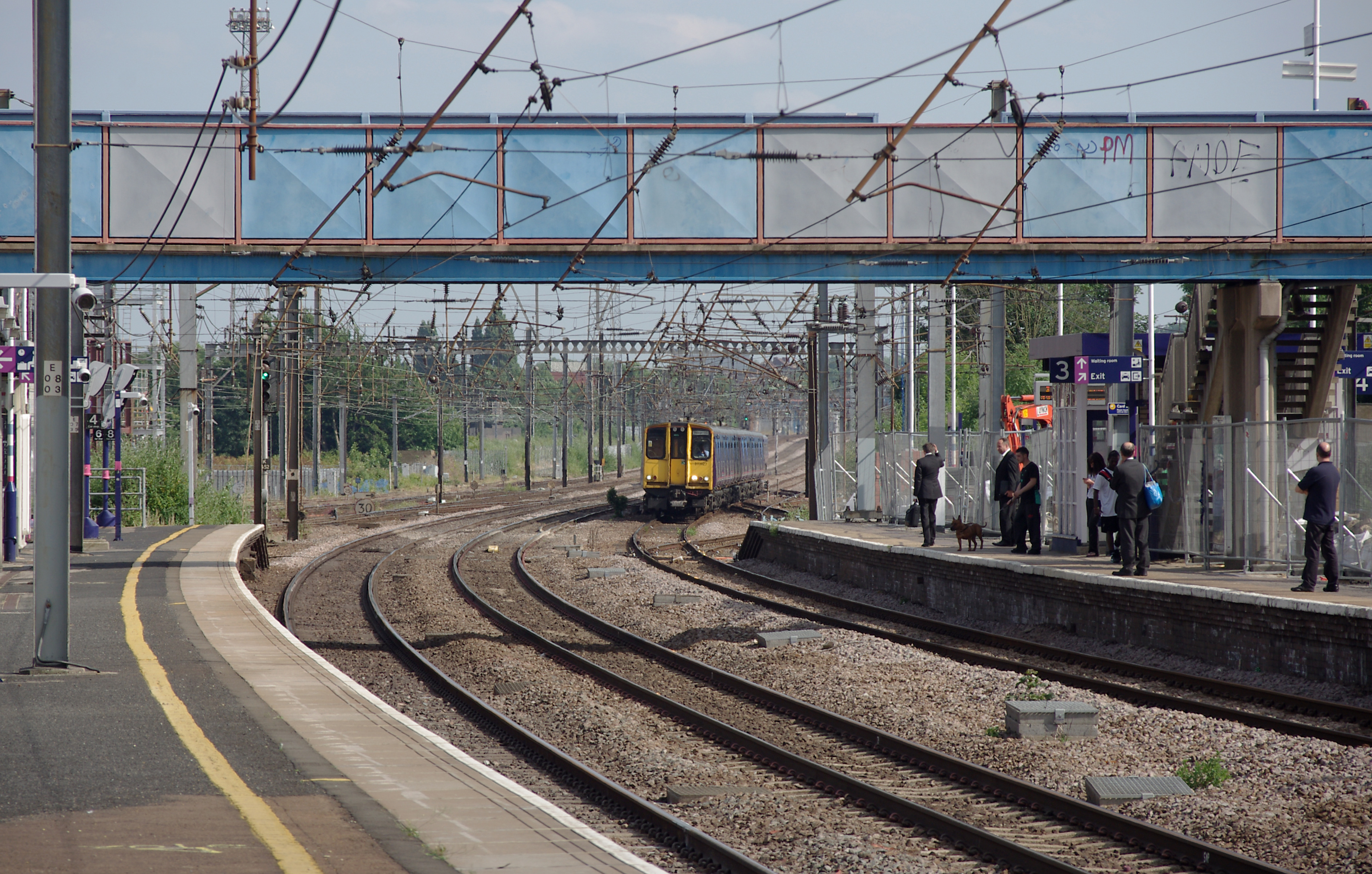 Alexandra Palace railway station MMB 10 313027 313031