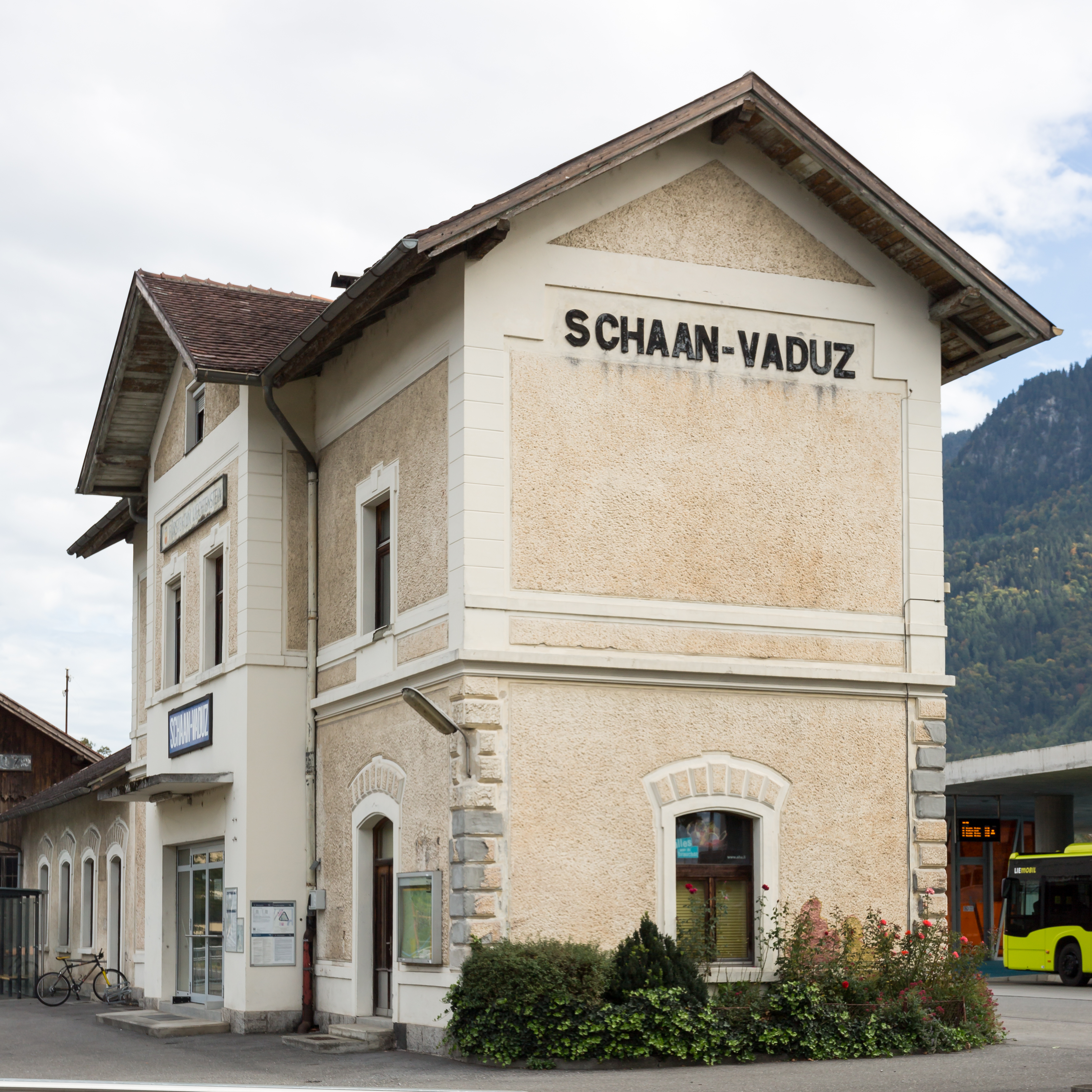 Bahnhof, Schaan (1Y7A2222)