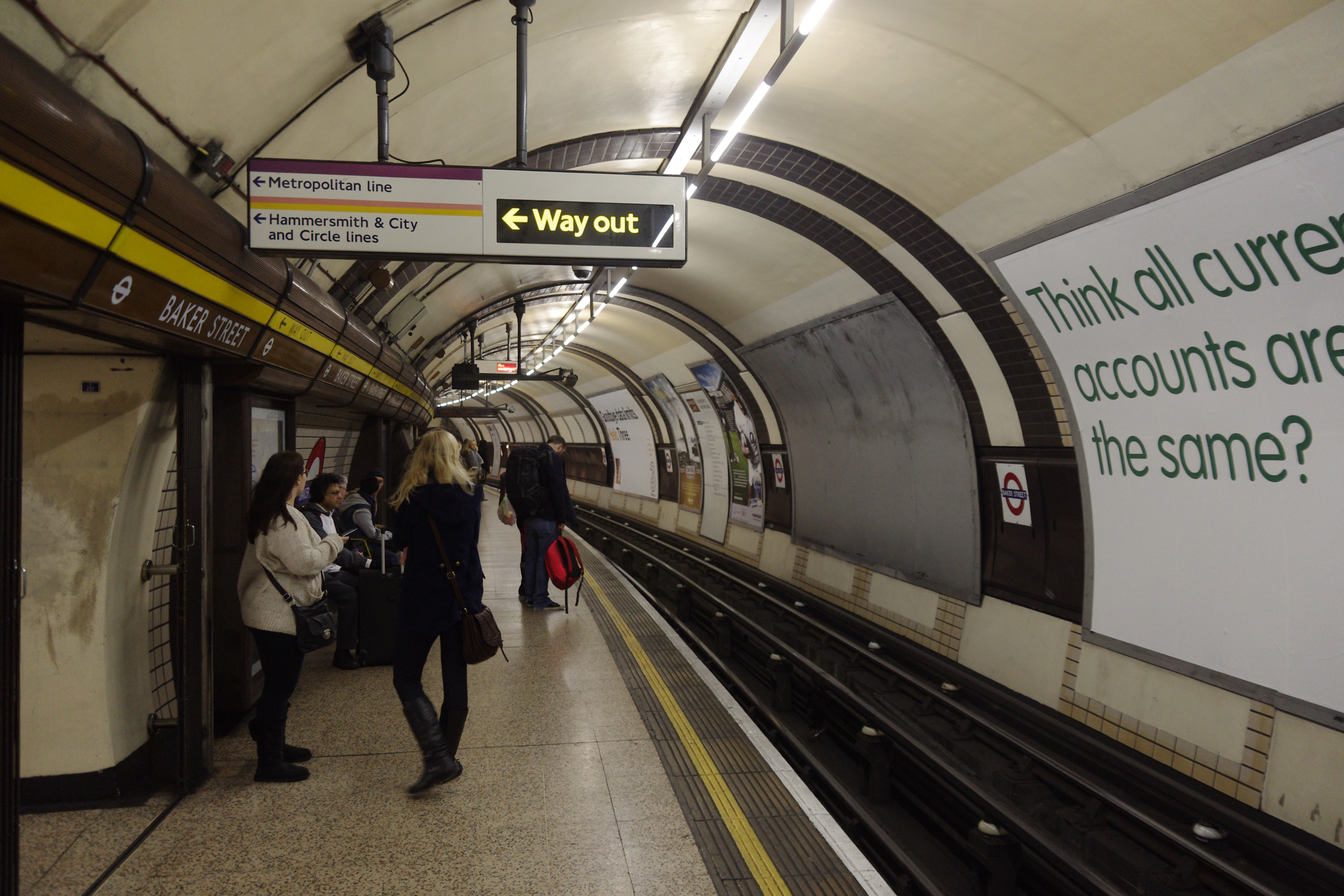 Baker Street tube station MMB 17