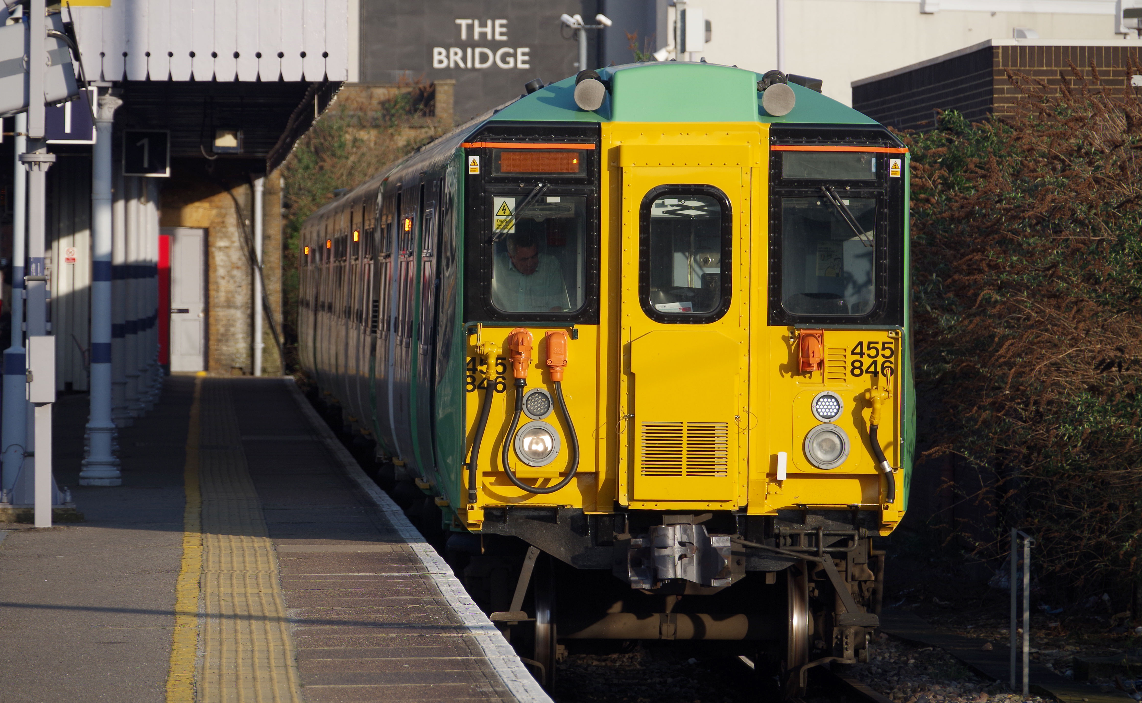 Beckenham Junction station MMB 14 455846