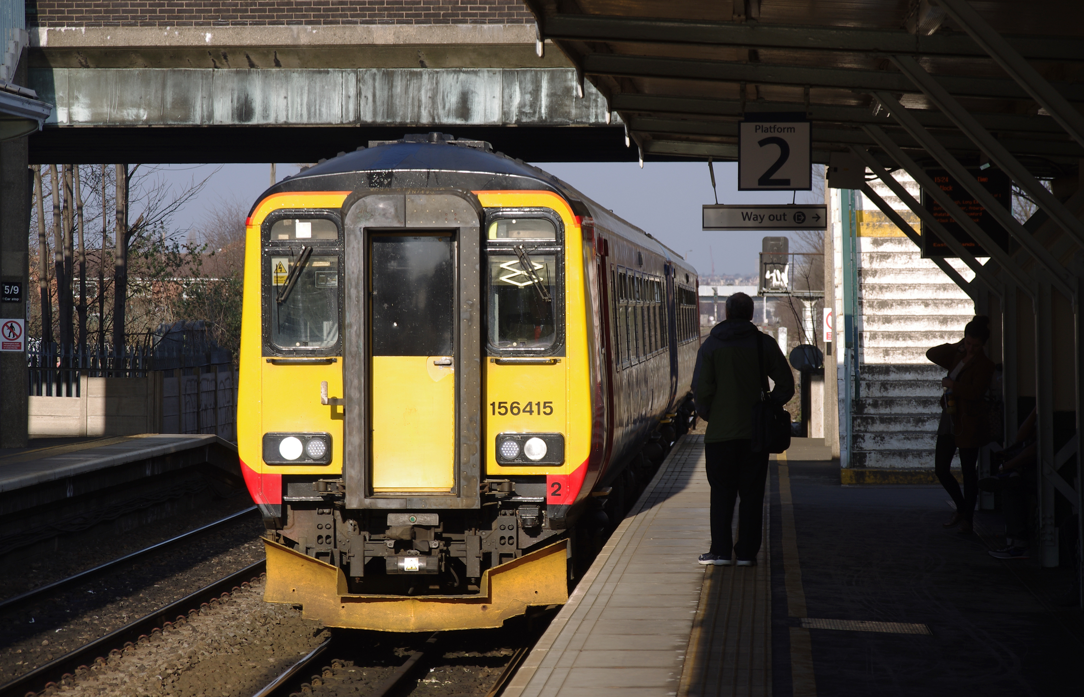 Beeston railway station MMB 17 156415