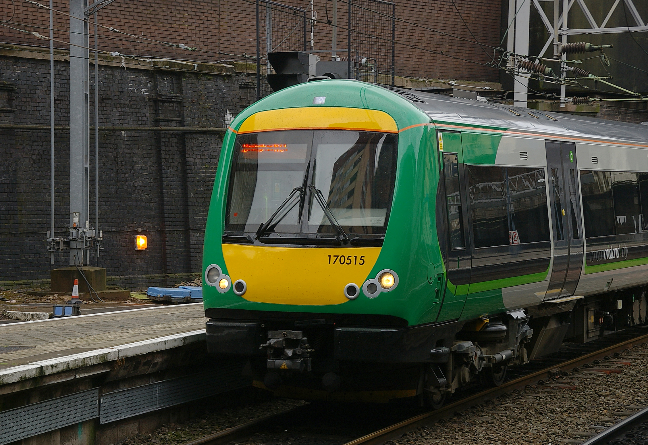 Birmingham New Street railway station MMB 09 170515