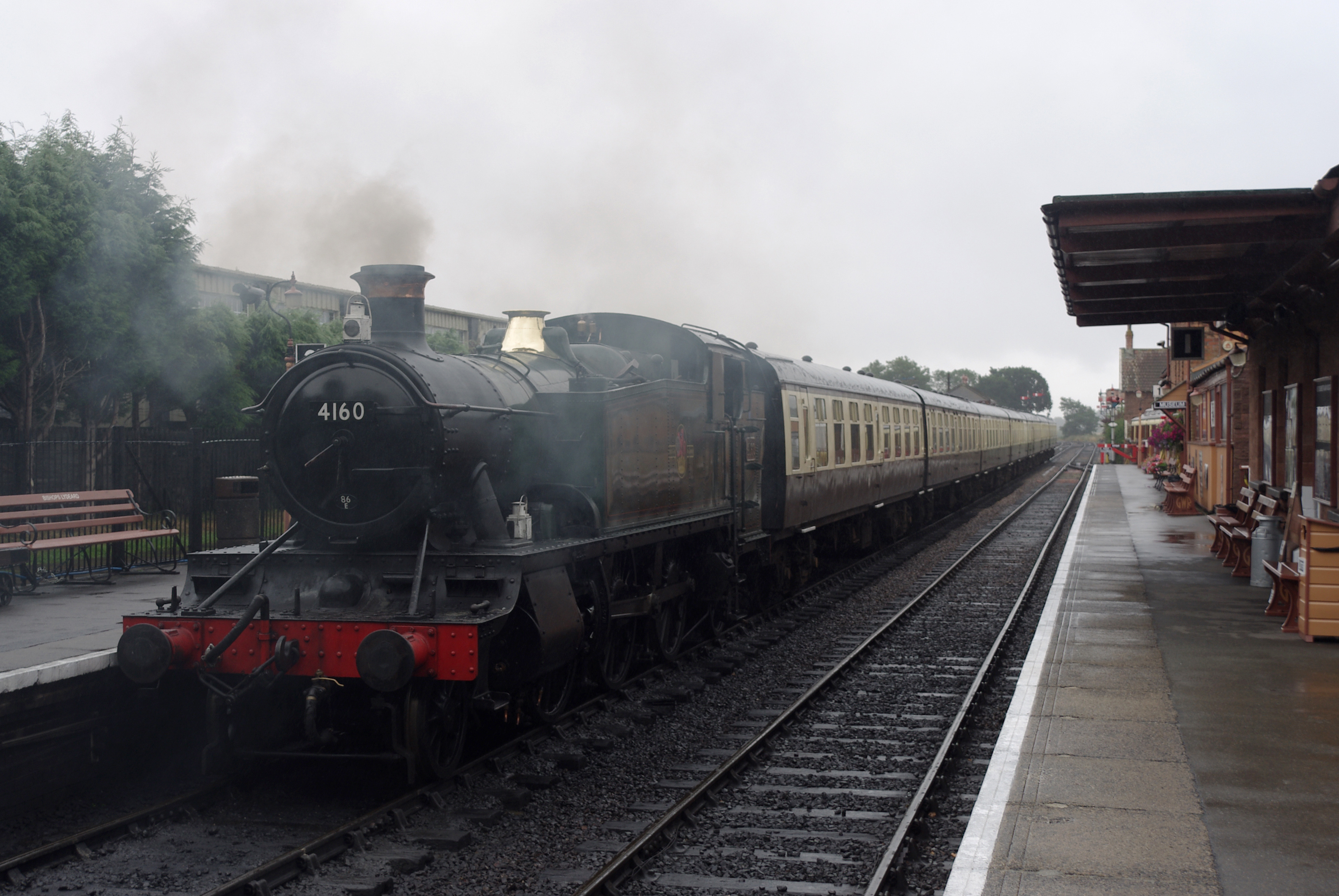 Bishops Lydeard railway station MMB 14 4160